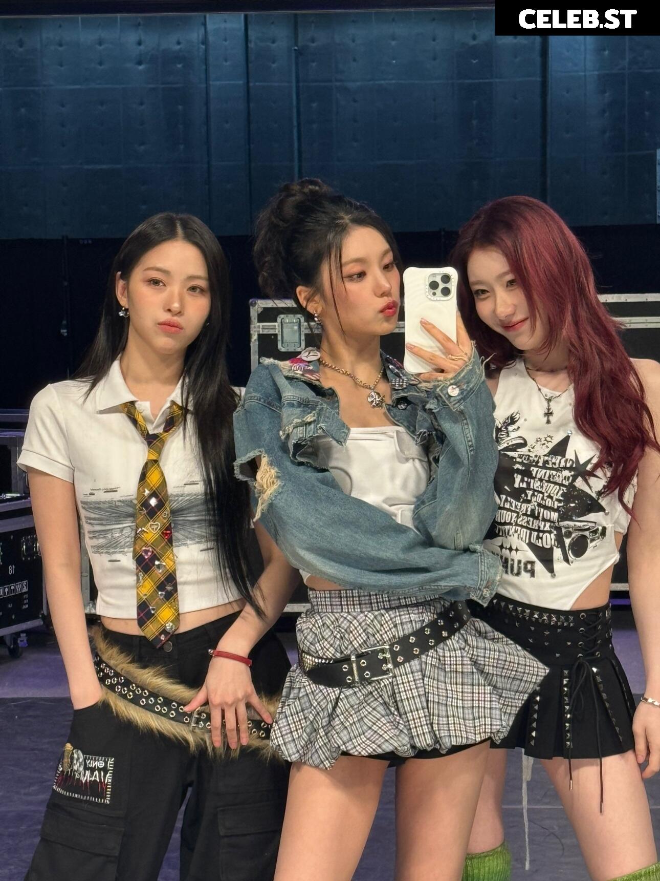 Yeji - ITZY (예지, Hwang Ye-ji) Image 10622822