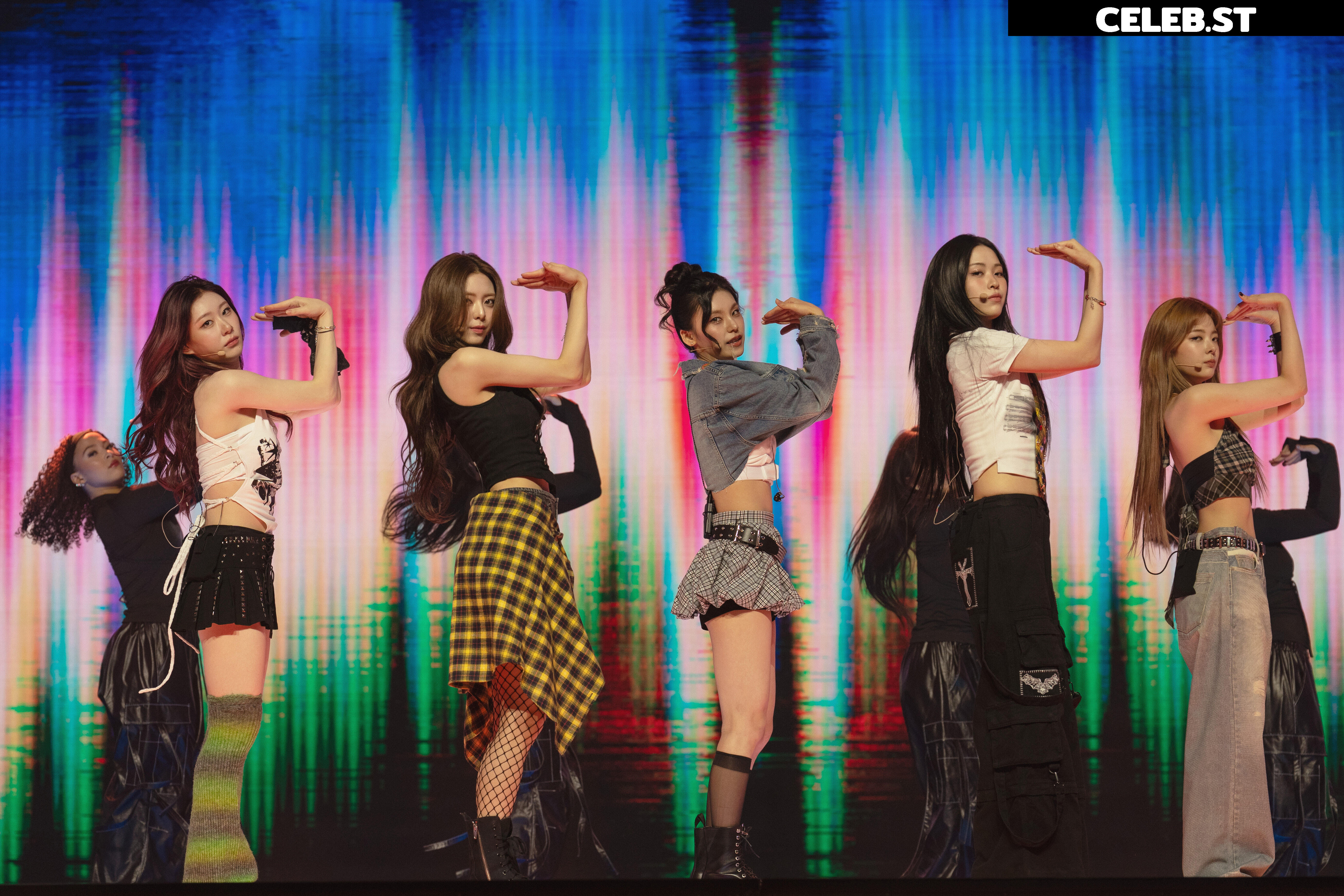 Yeji - ITZY (예지, Hwang Ye-ji) Image 10622812