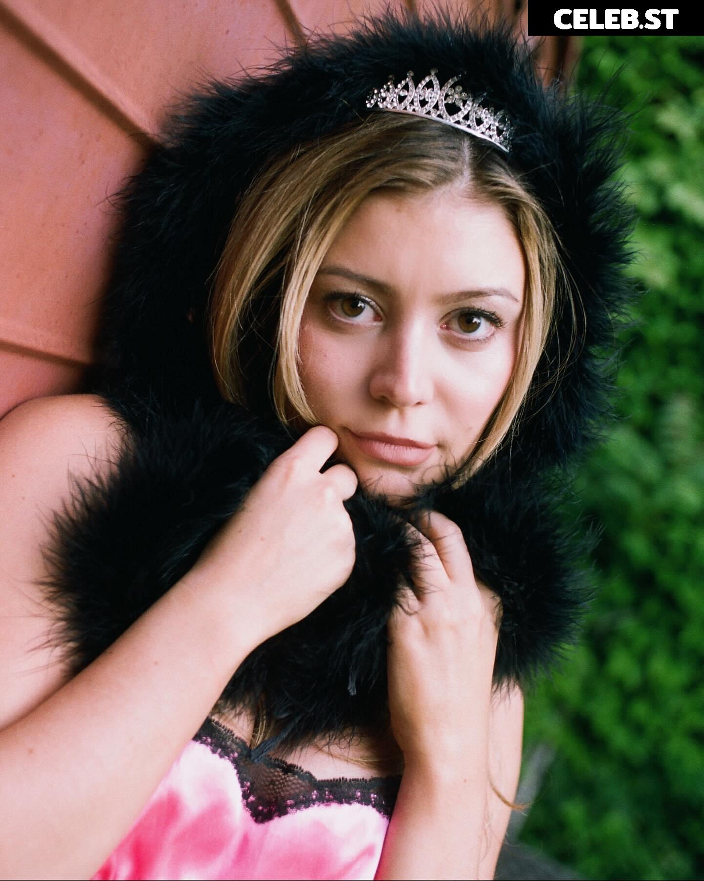 Genevieve Hannelius | ghannelius Image 10622577