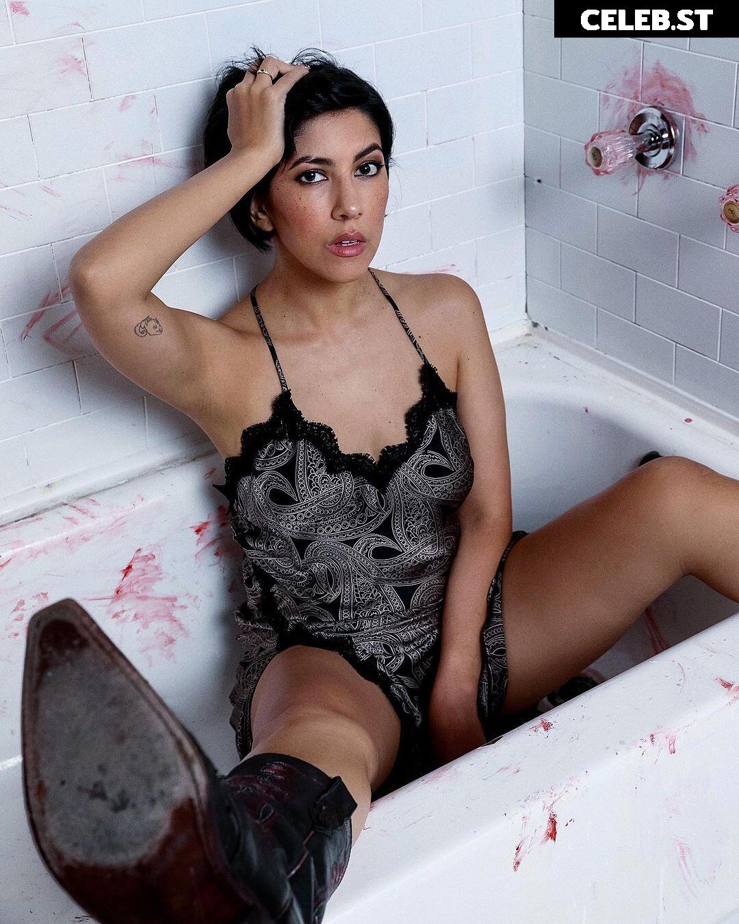 Stephanie Beatriz (Rosa Diaz from Brooklyn Nine-Nine) Image 10622068