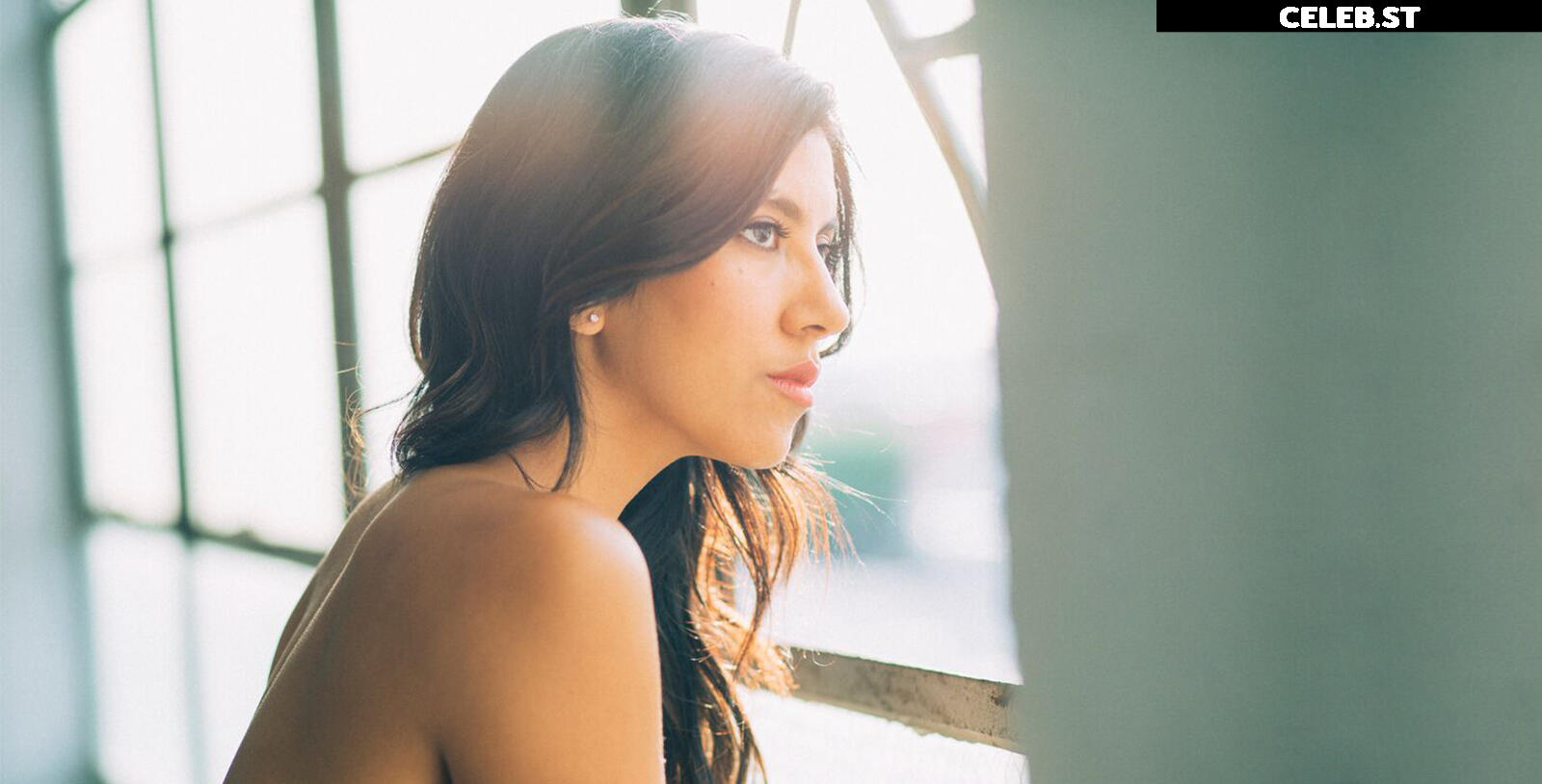 Stephanie Beatriz (Rosa Diaz from Brooklyn Nine-Nine) Image 10622078