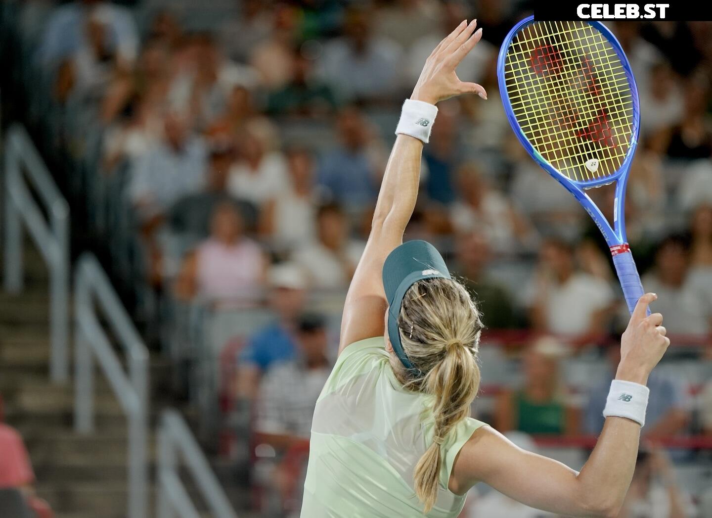 Eugenie "Genie" Bouchard Image 10622245