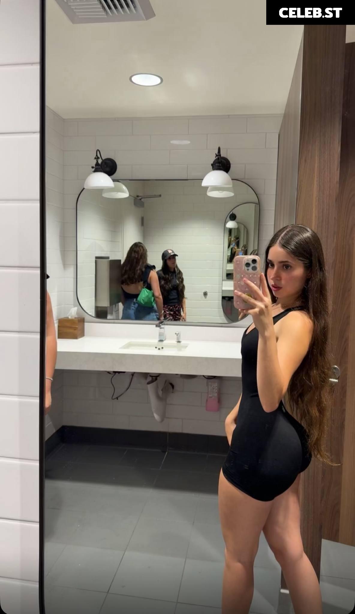 Emarr B | emarrb Image 10637656