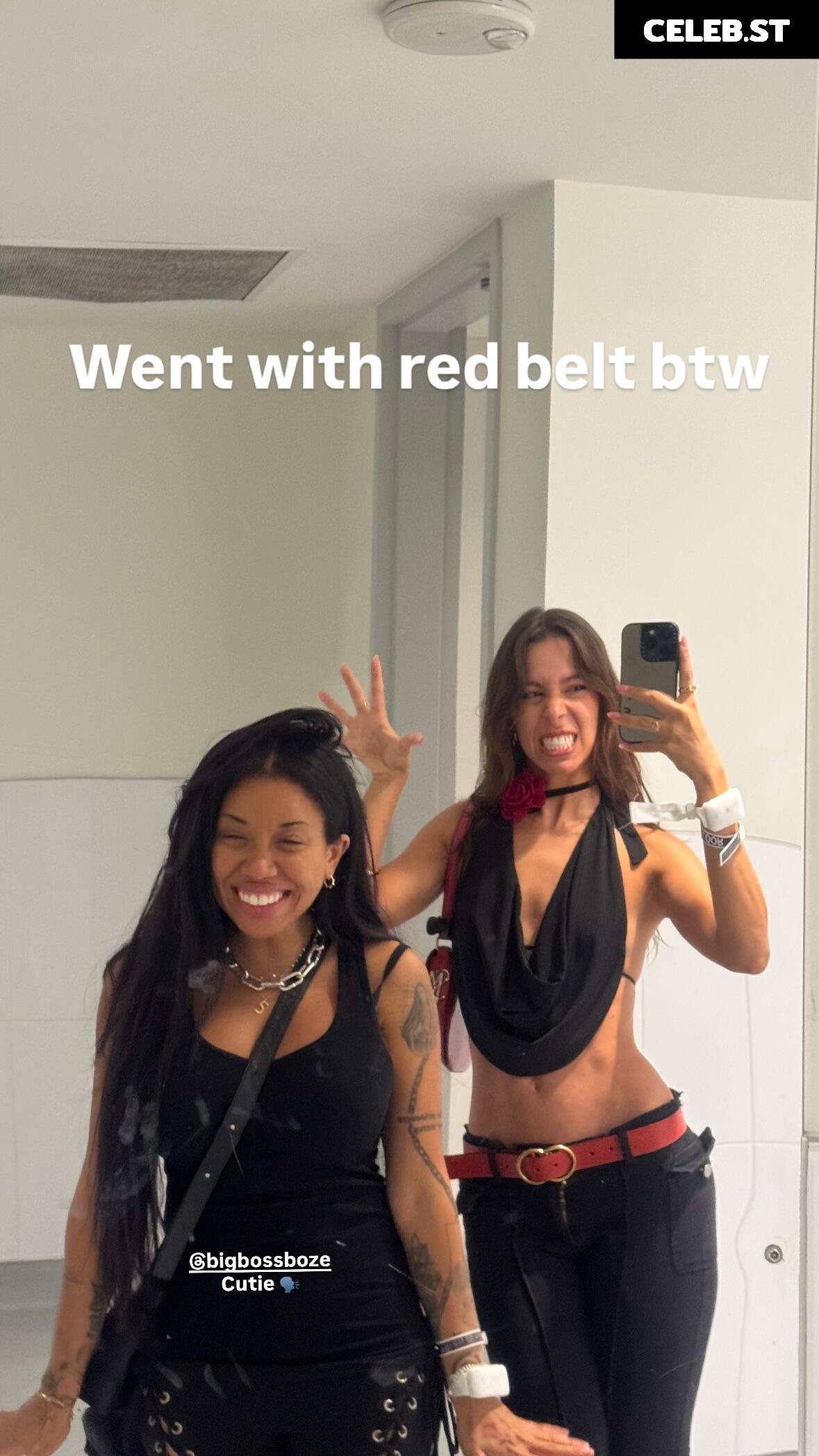 Izzybizzyspider | FBE React Girl Image 10608811