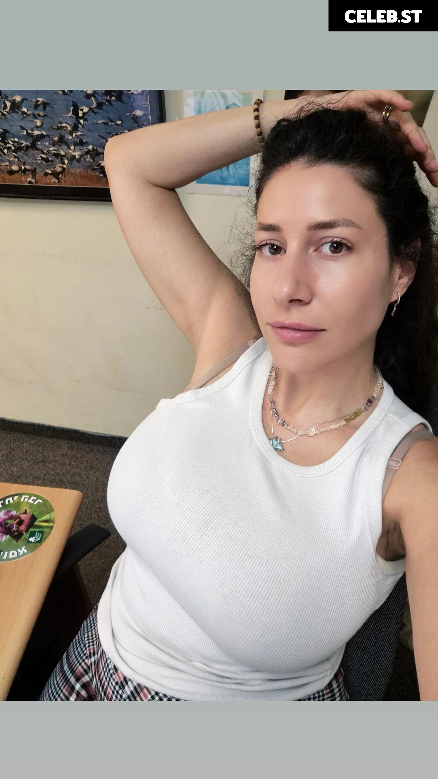 Hadar Simon Image 10605733