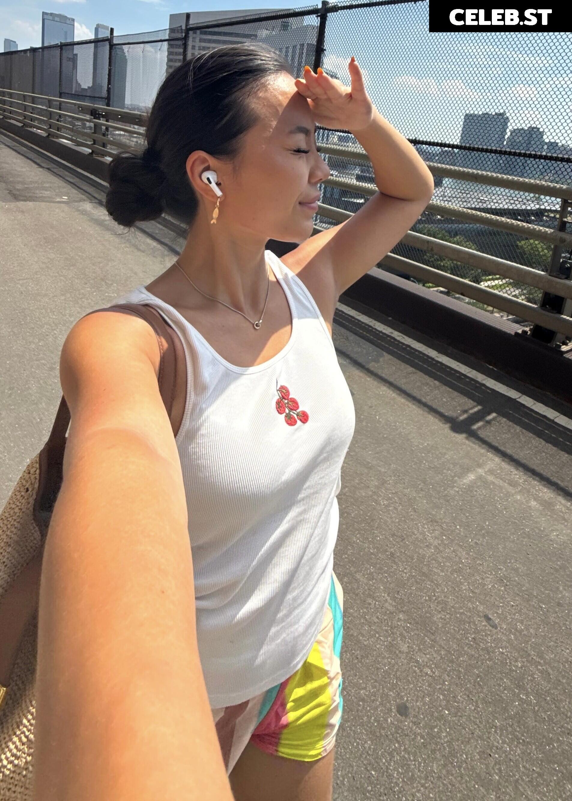 eatingalonediaries Image 10604310