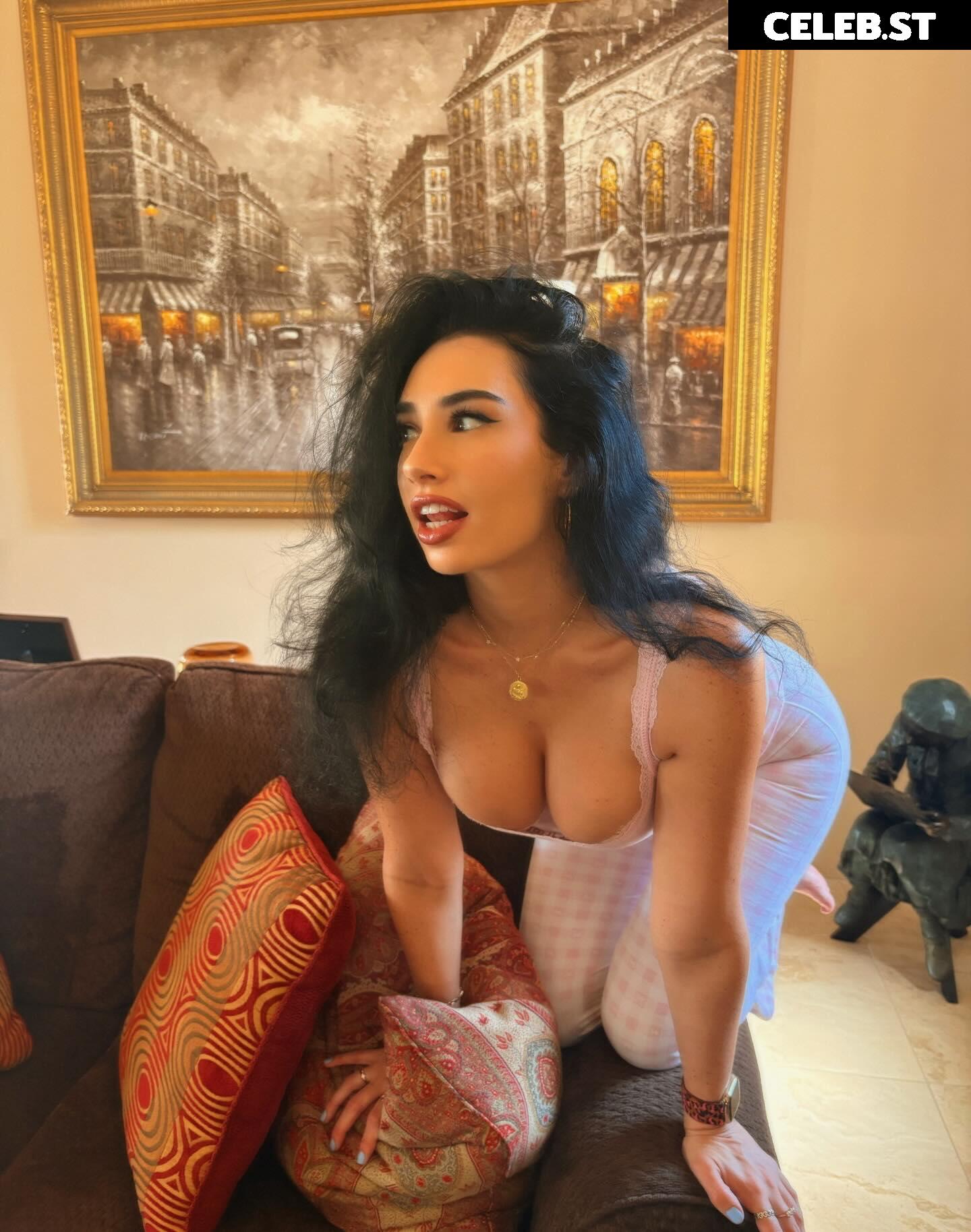 Paris Dylan aka Paris Roxanne aka Kacey Preston Image 10607719