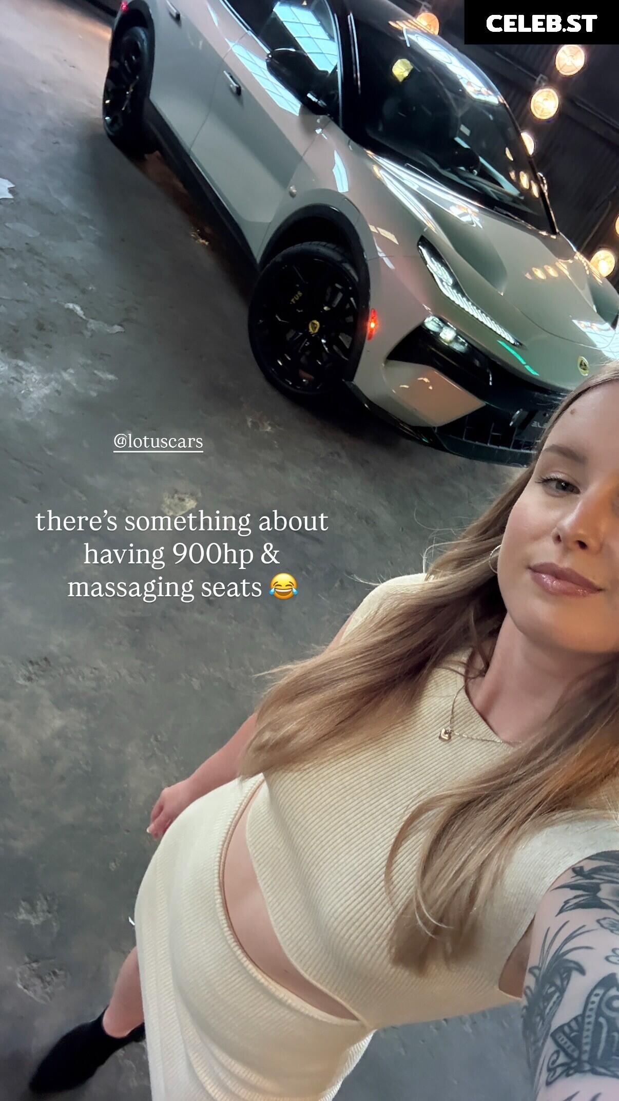 Sonja Reid aka OMGitsfirefoxx Image 10606523