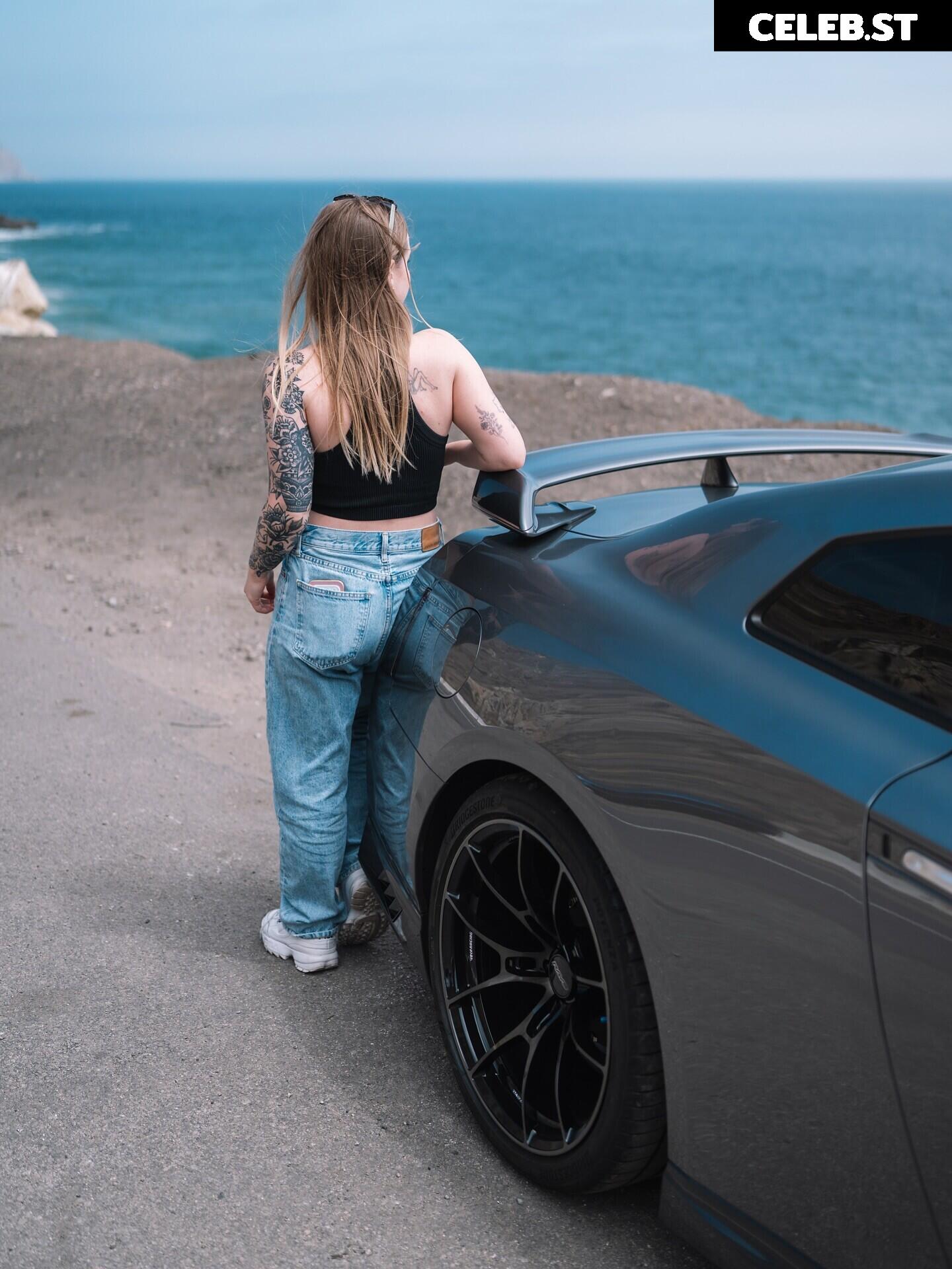 Sonja Reid aka OMGitsfirefoxx Image 10606522