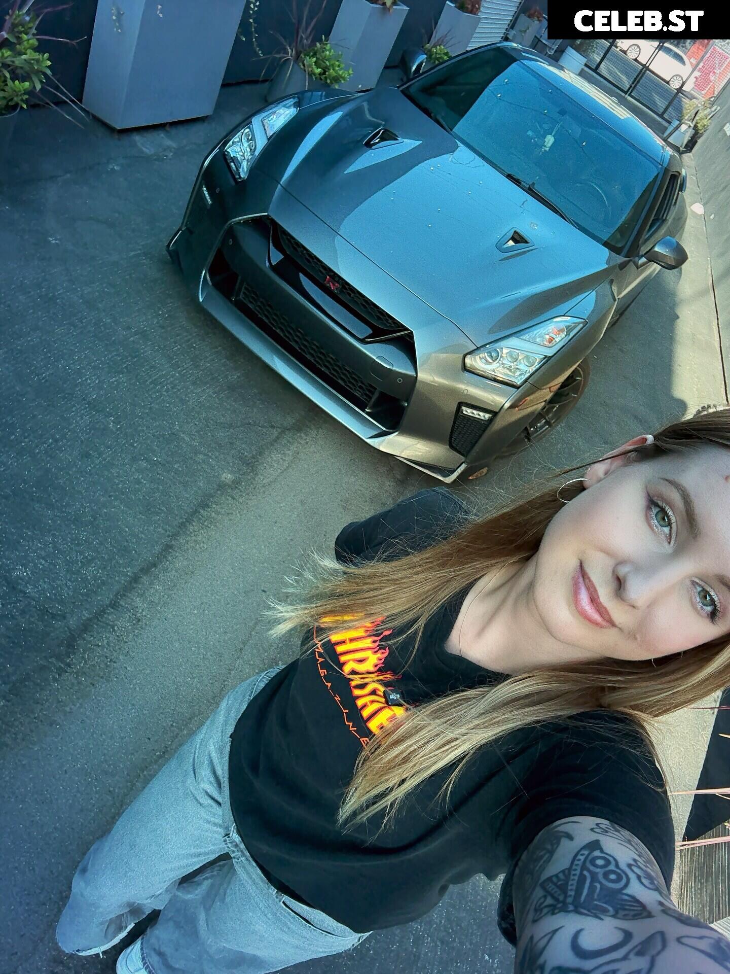 Sonja Reid aka OMGitsfirefoxx Image 10606520