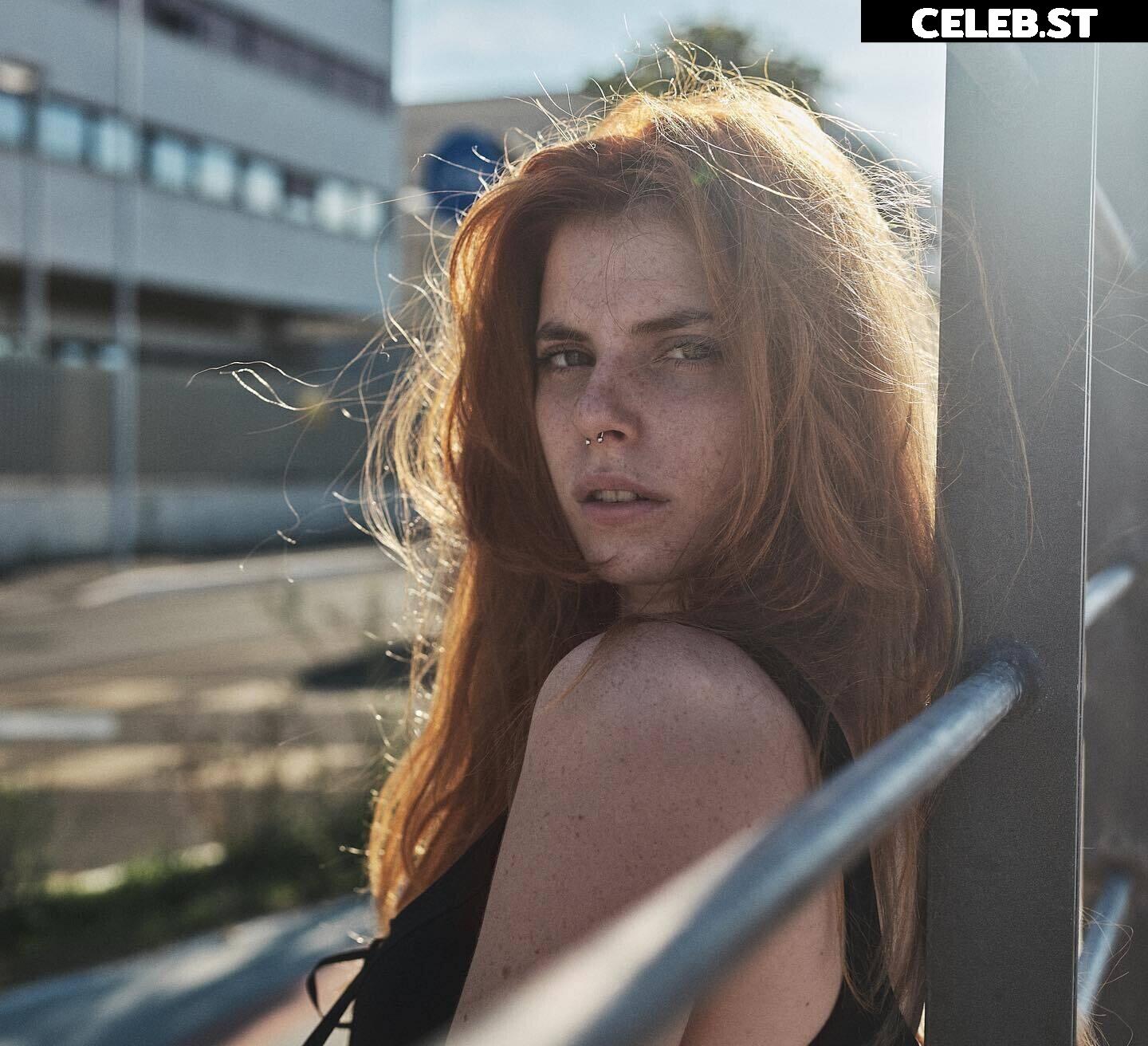 Lucilla Materazzi / Lucilla Jiggly Image 10606697