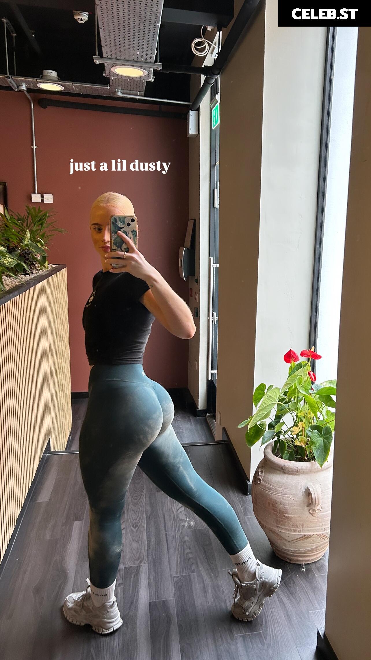 Lucy Newcombe (lucynukes, lucynukesfit) Image 10606011