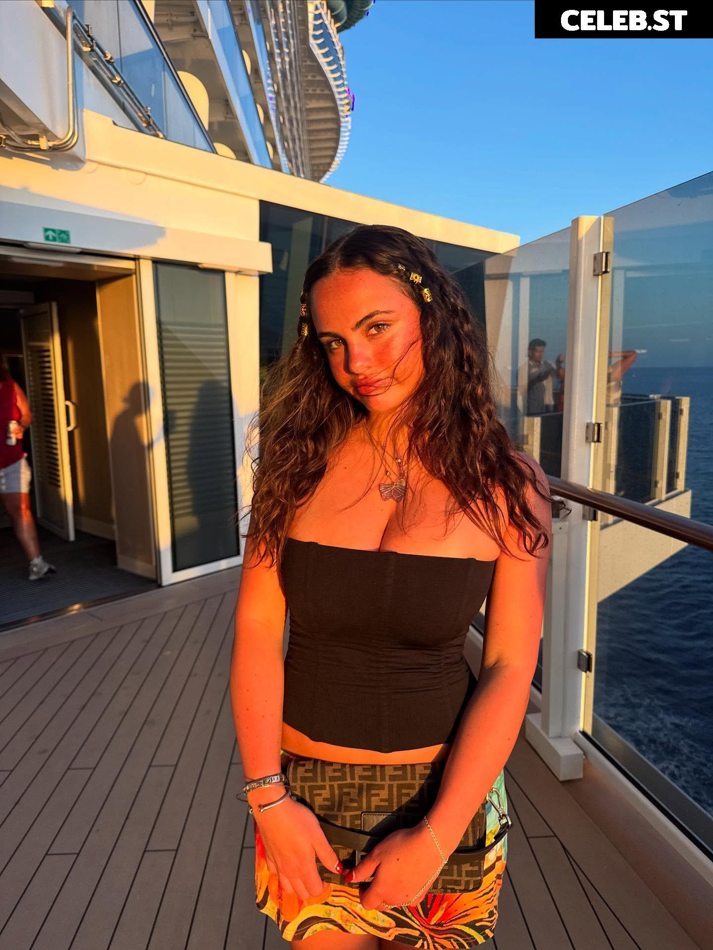 Sarabella Harris - sarabellaharriss - sexiisariii777 Image 10601315