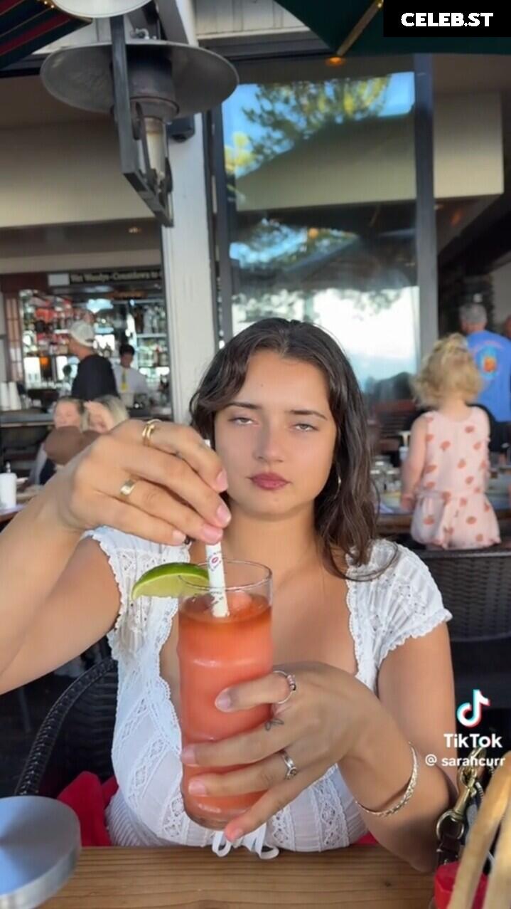 Sarah Curr (@sarahcurr) Image 10603524