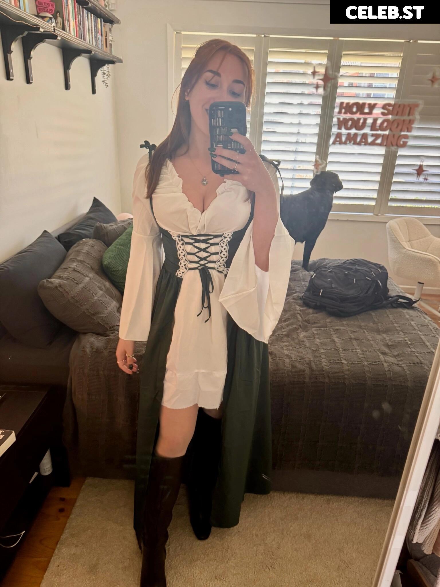 Abby boom / abbyboomofficial Image 10603012