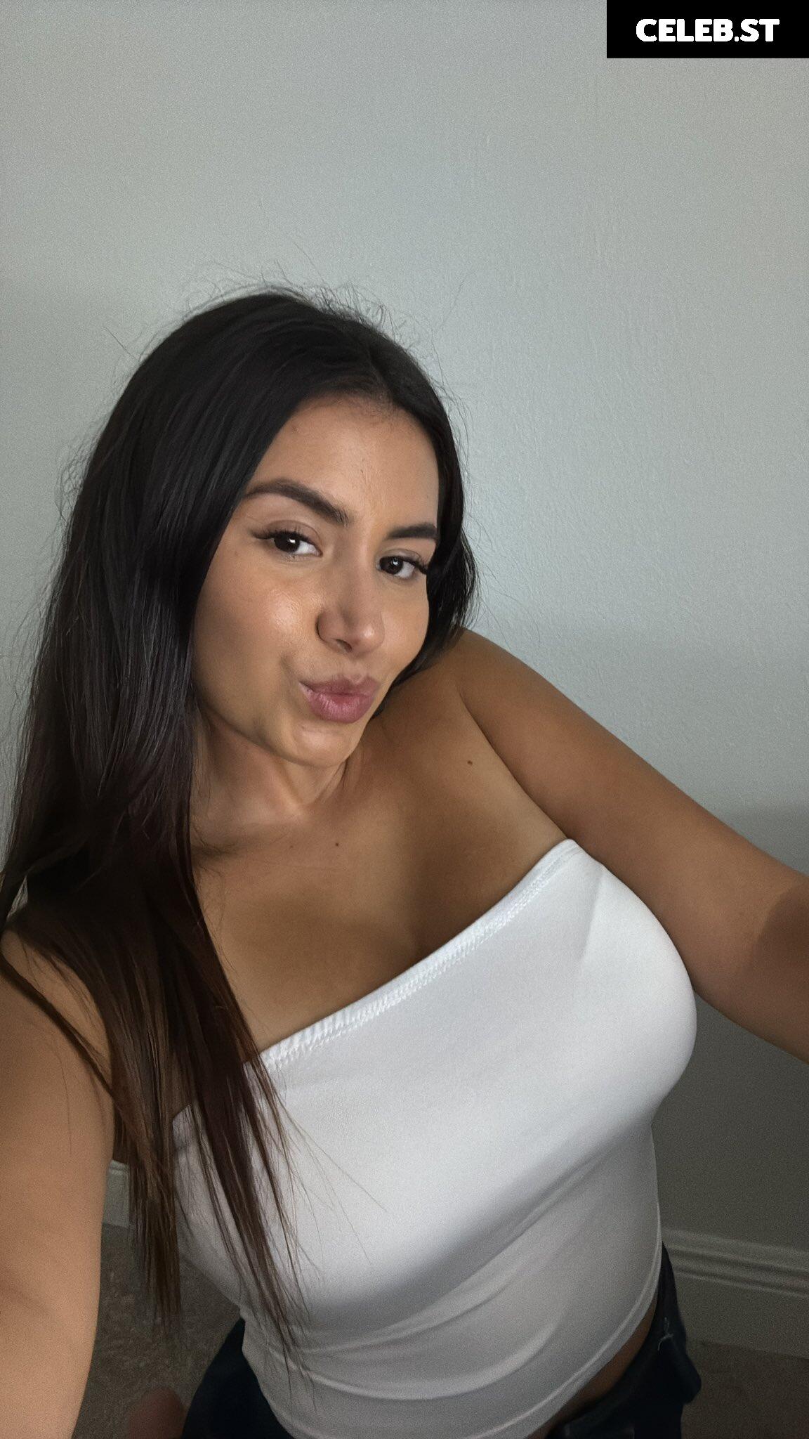 Janexy Sanchez (Social Media Post) Image 10609759