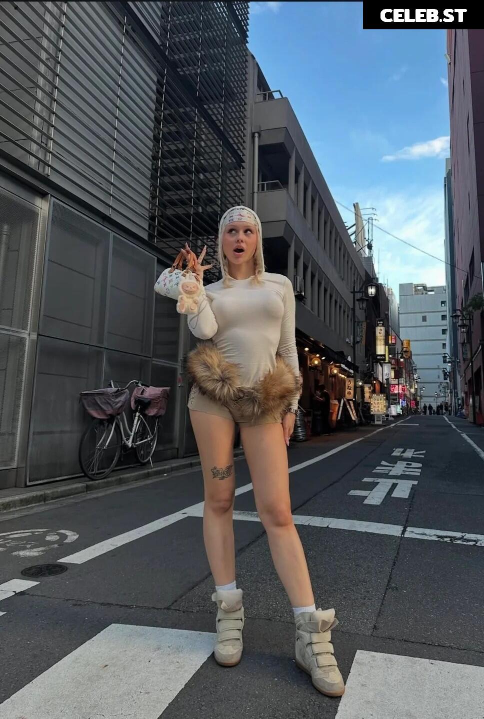 Lila Janowska Image 10609181