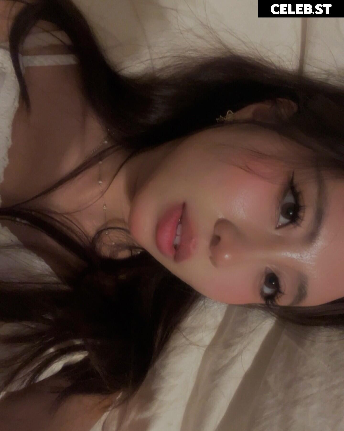 Shaina Cha / @shaina_cha_ Image 10698125