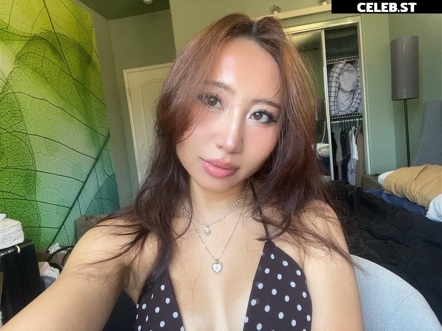 Shaina Cha / @shaina_cha_ Image 10698124