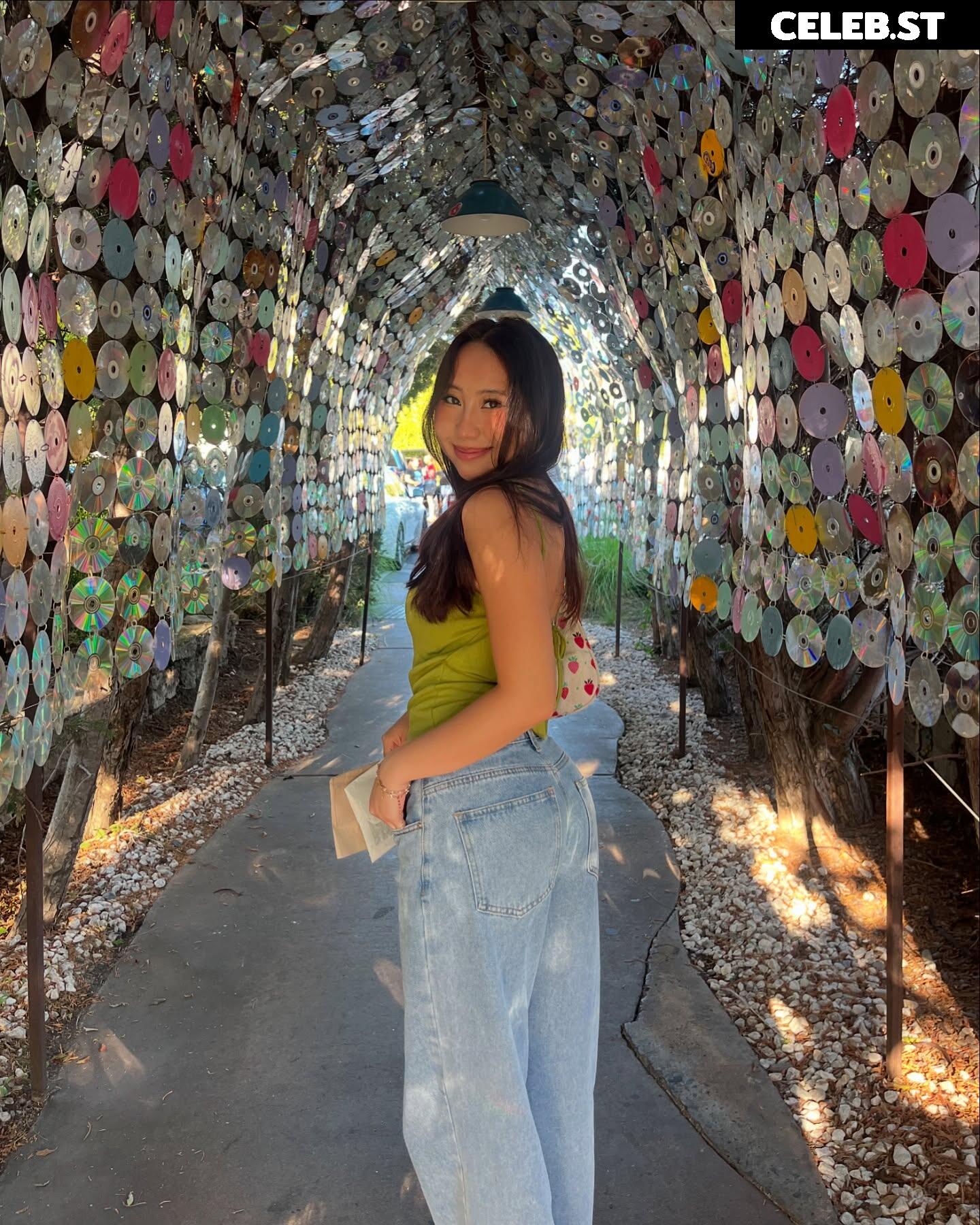 Shaina Cha / @shaina_cha_ Image 10698128