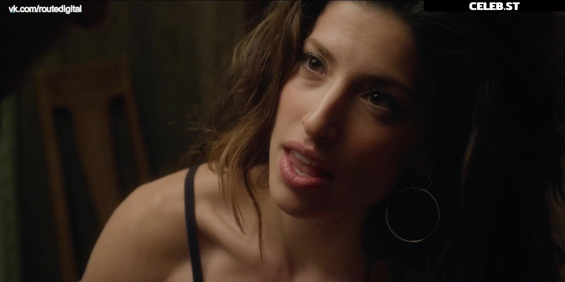 Tania Raymonde Image 10695998