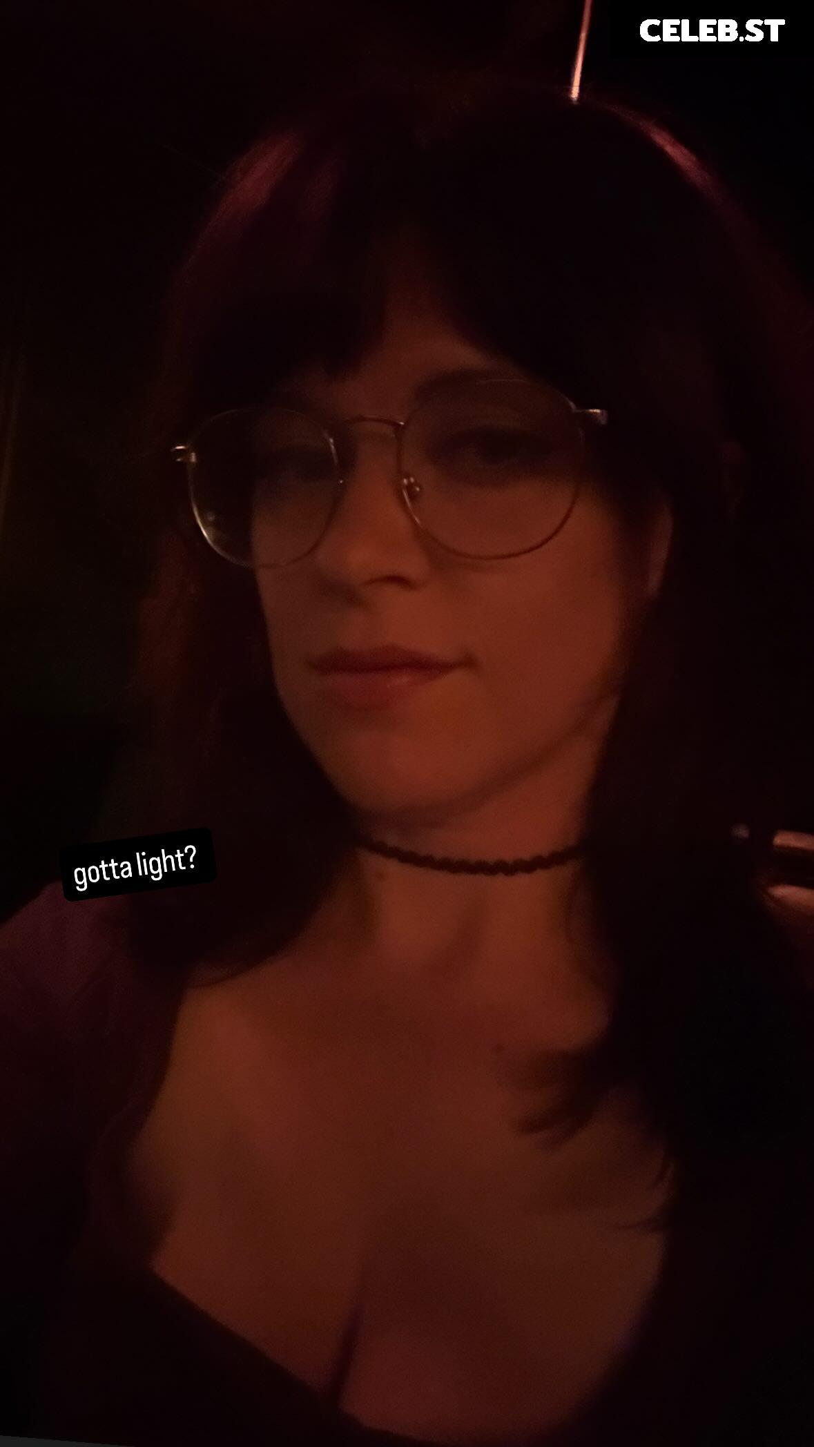 Allie Goertz Image 10695741