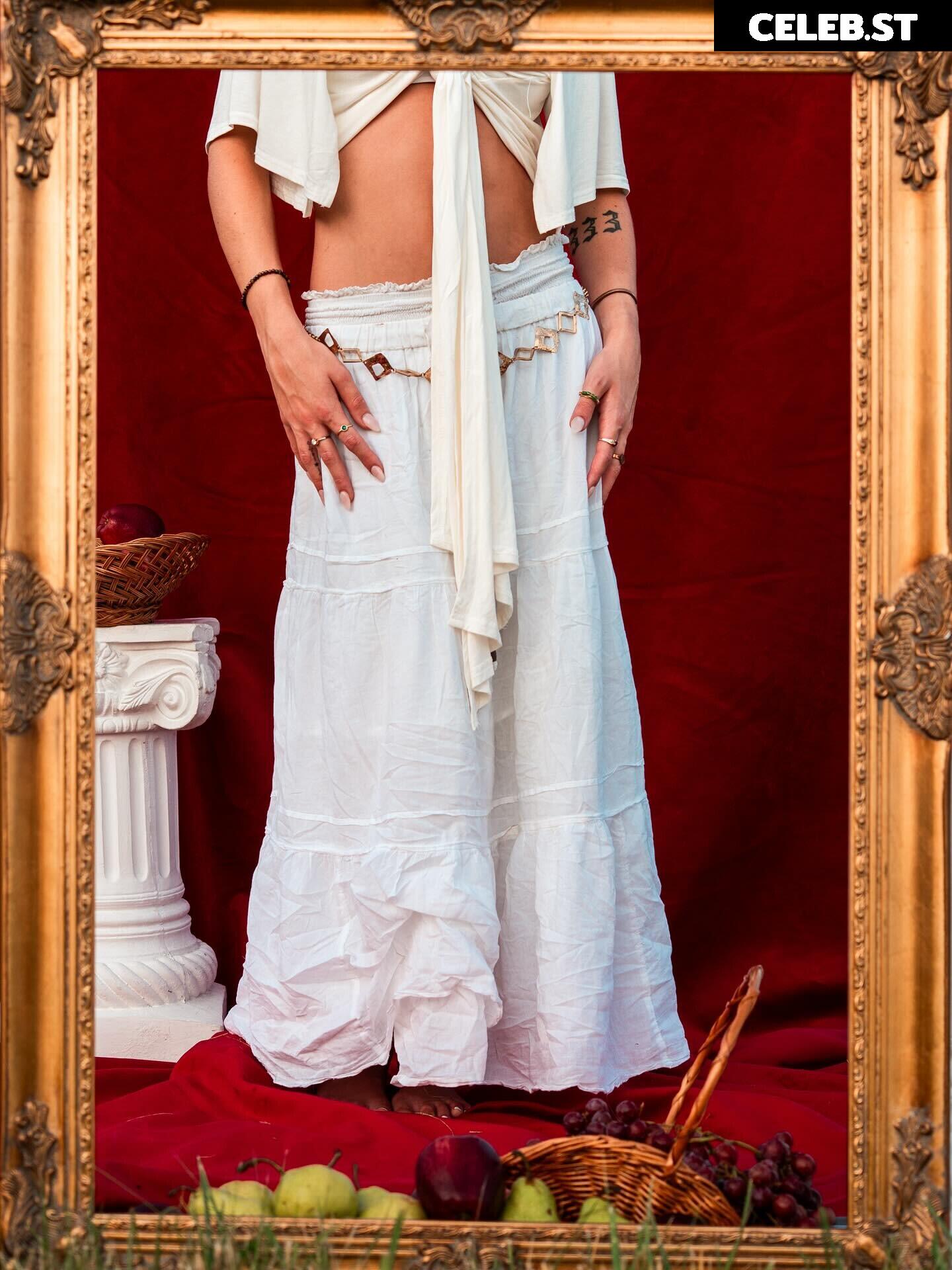 Skylar Martin / skyskysoflyy Image 10697229