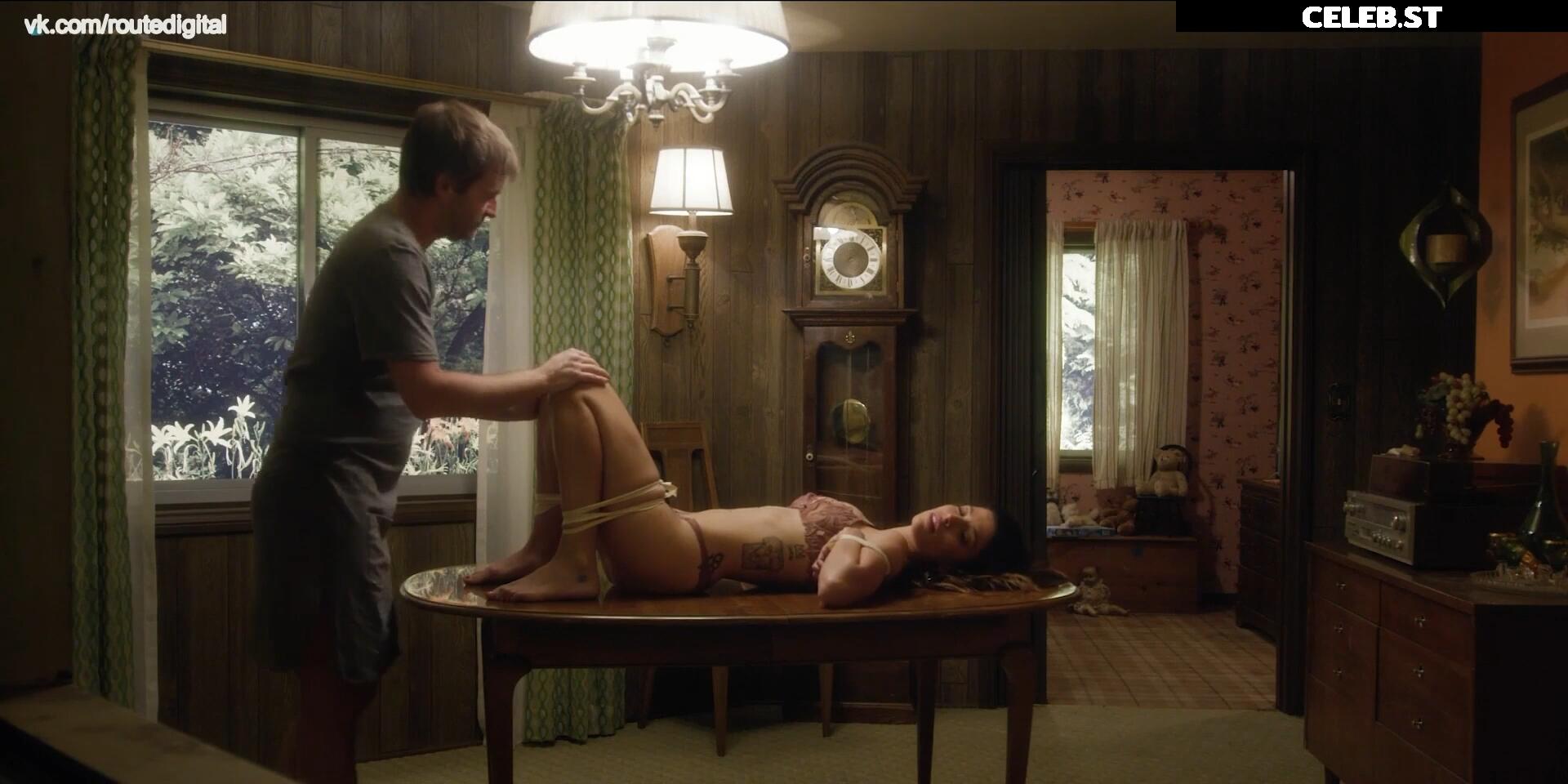 Tania Raymonde Image 10696002