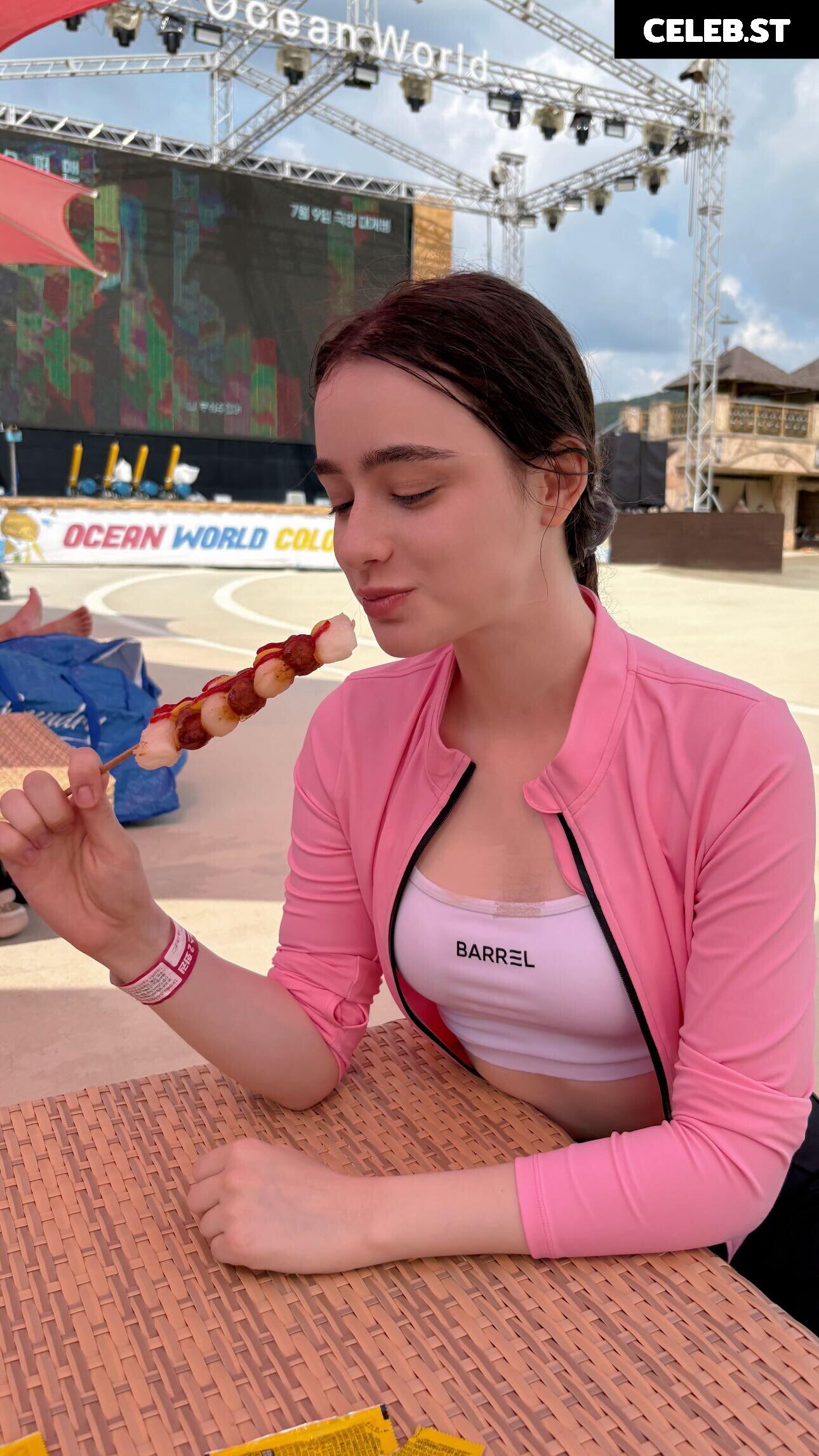 Dasha Taran / taaarannn / tarankaaa Image 10691586