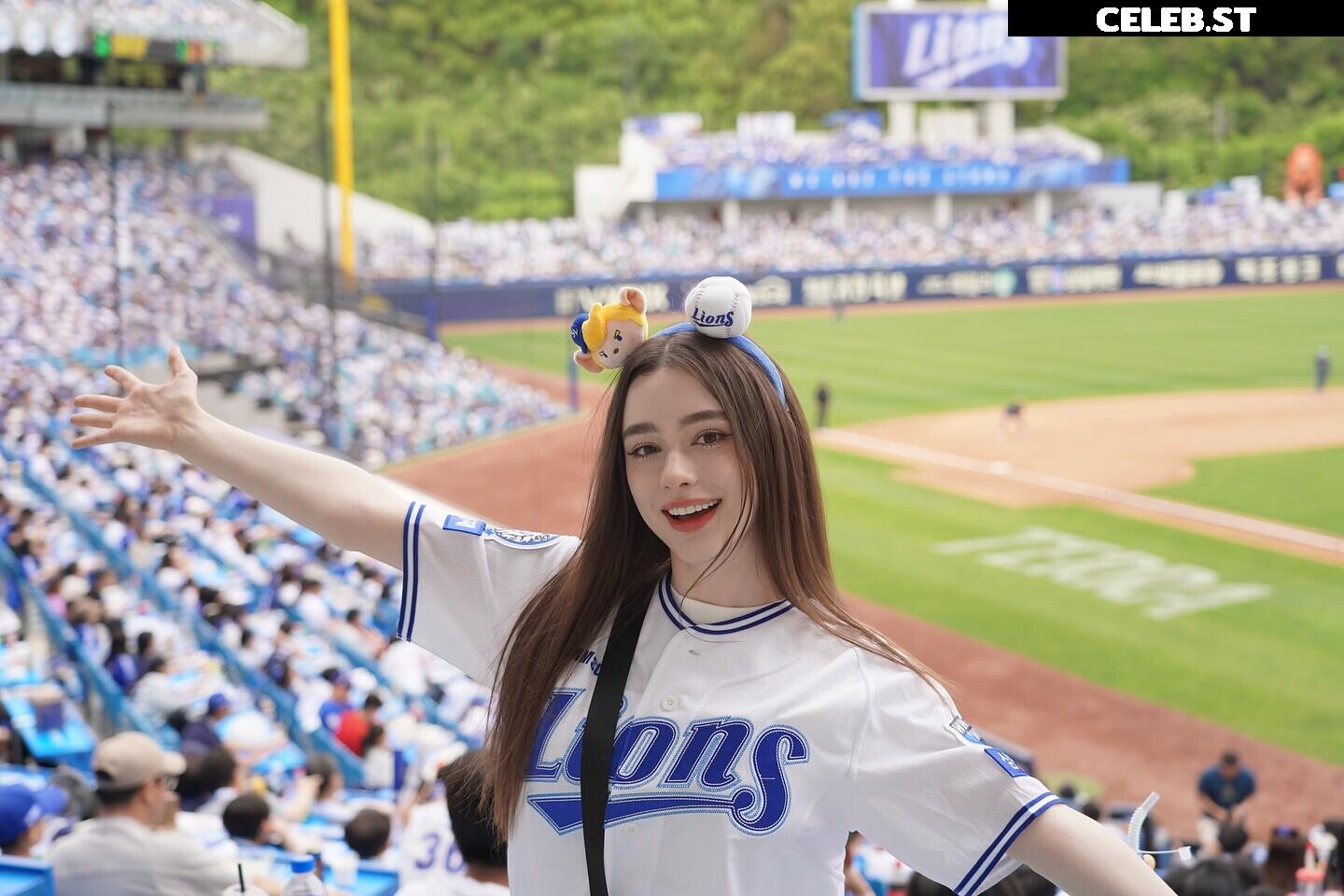 Dasha Taran / taaarannn / tarankaaa Image 10691542