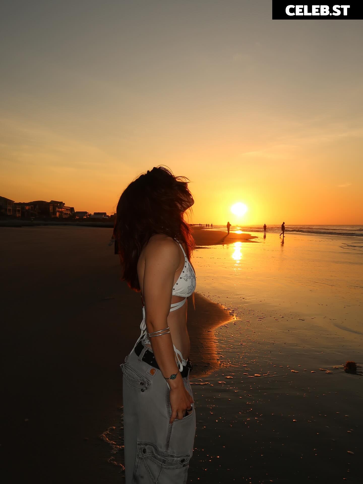 Nadia Dubceac / nadiadubceac Image 10690856