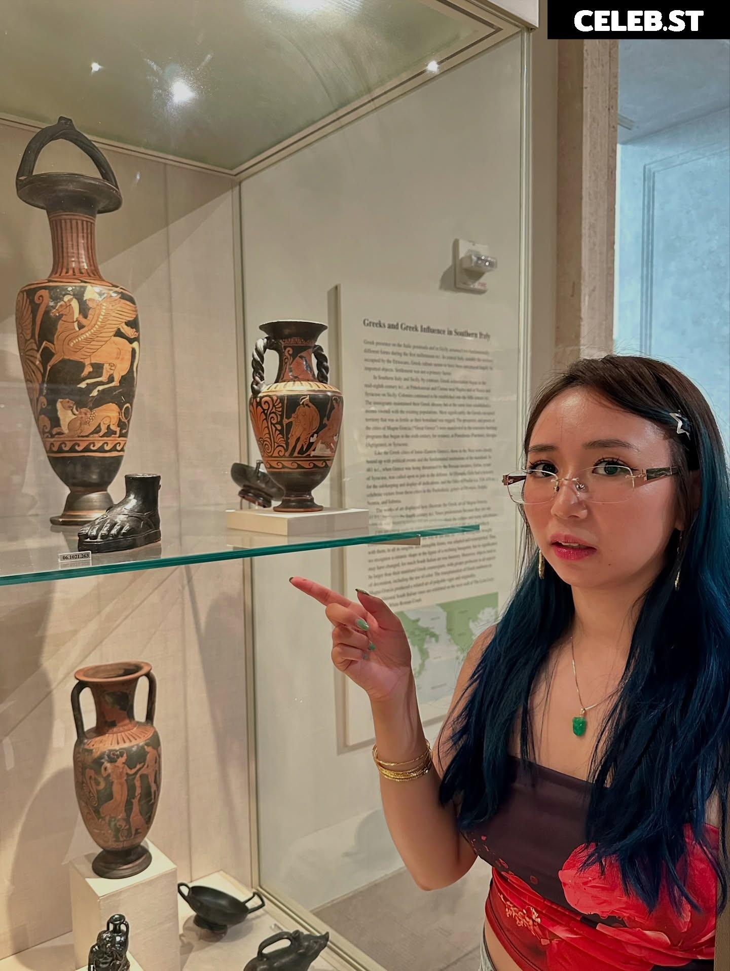 Sophia Phan / EatMyPhannnie / Sophiaphannn Image 10699844