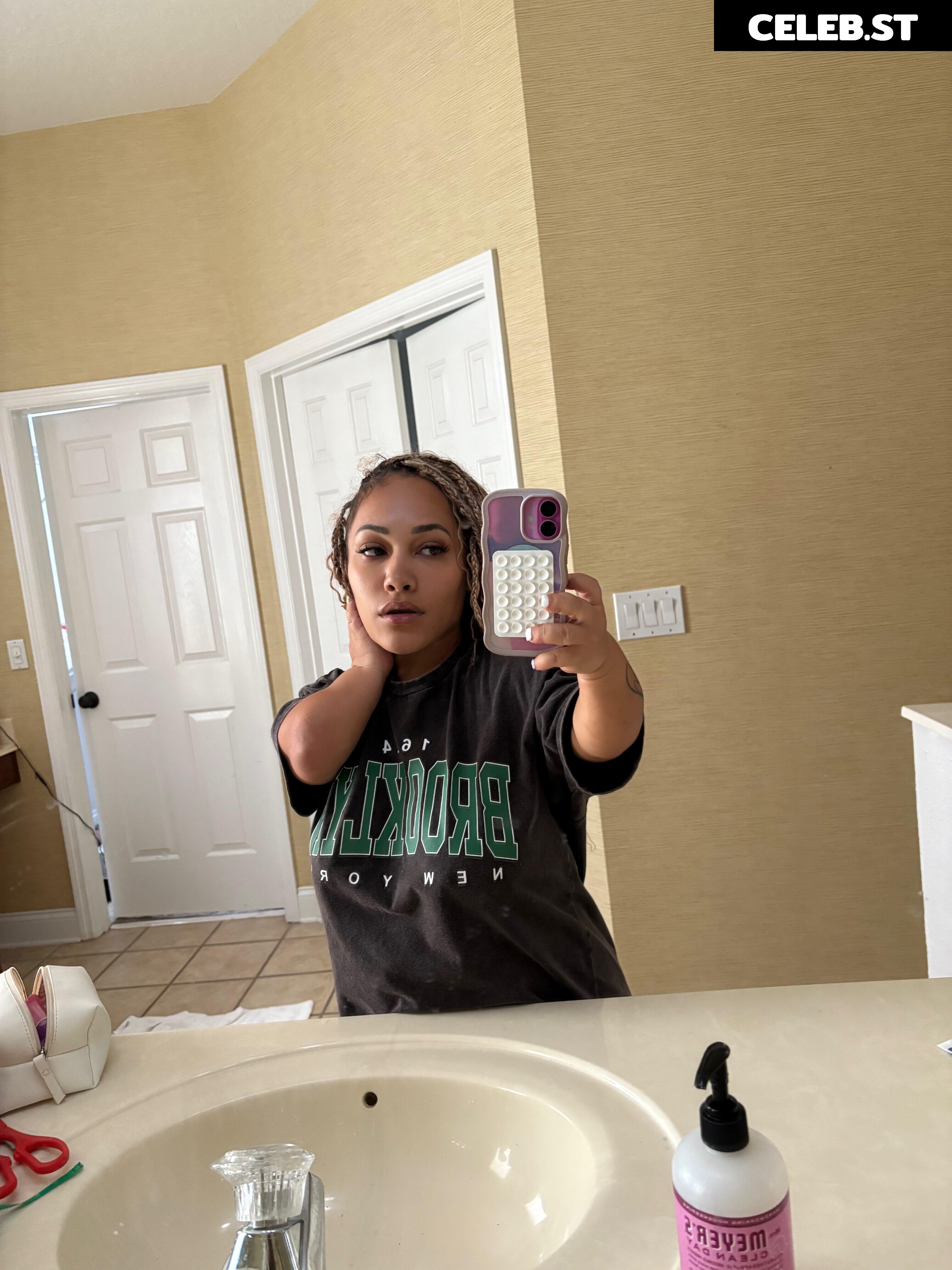 Tanya Tehanna / tanyatehanna / Funsizehanna Image 10685575