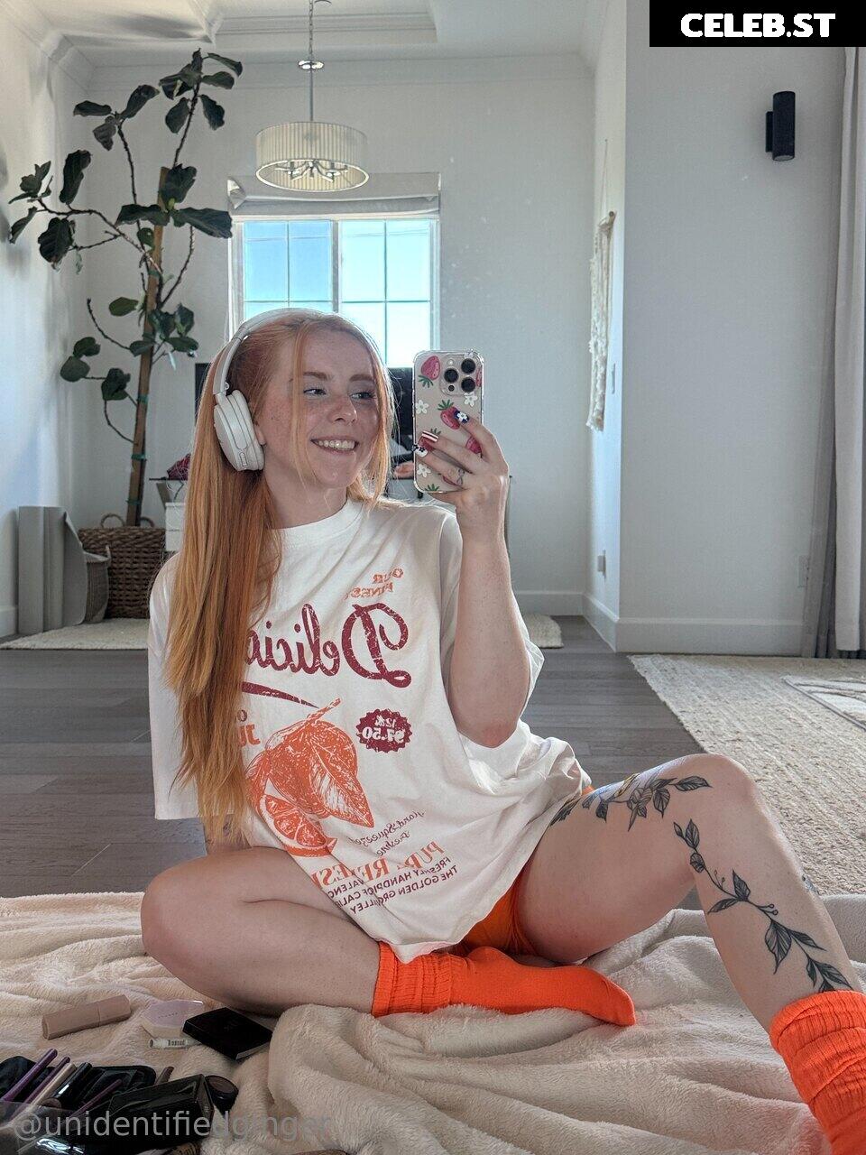 Gemmawren / afreckledgirl / squirtabl3 Image 10685786