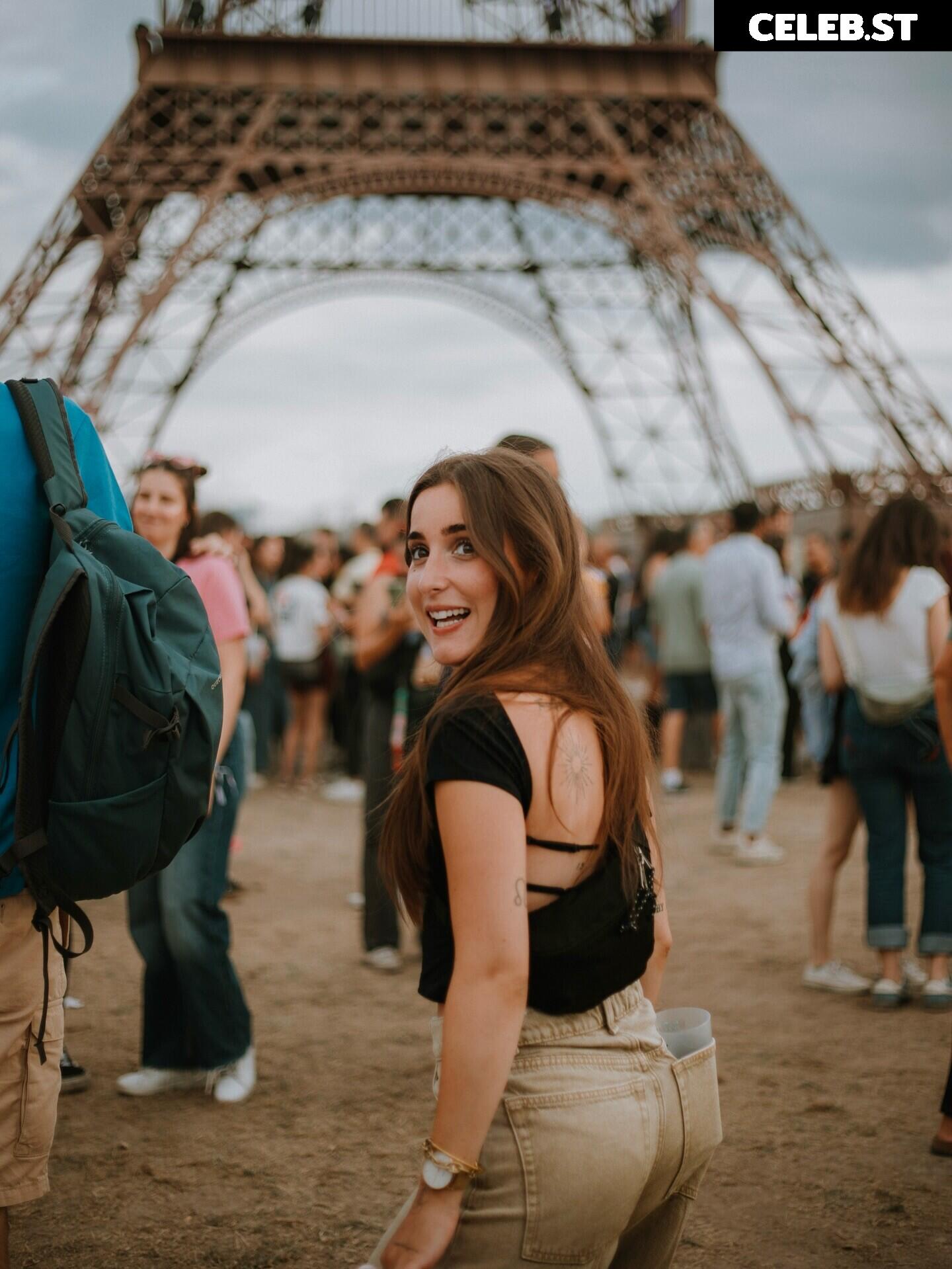 Apo / apollinegrmz / apolline_guer Image 10685395