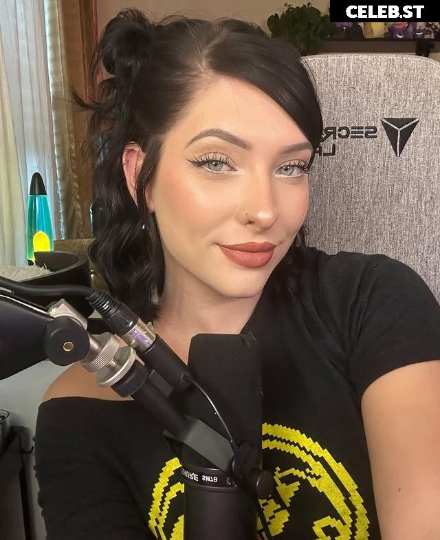 Juliakins Image 10685217