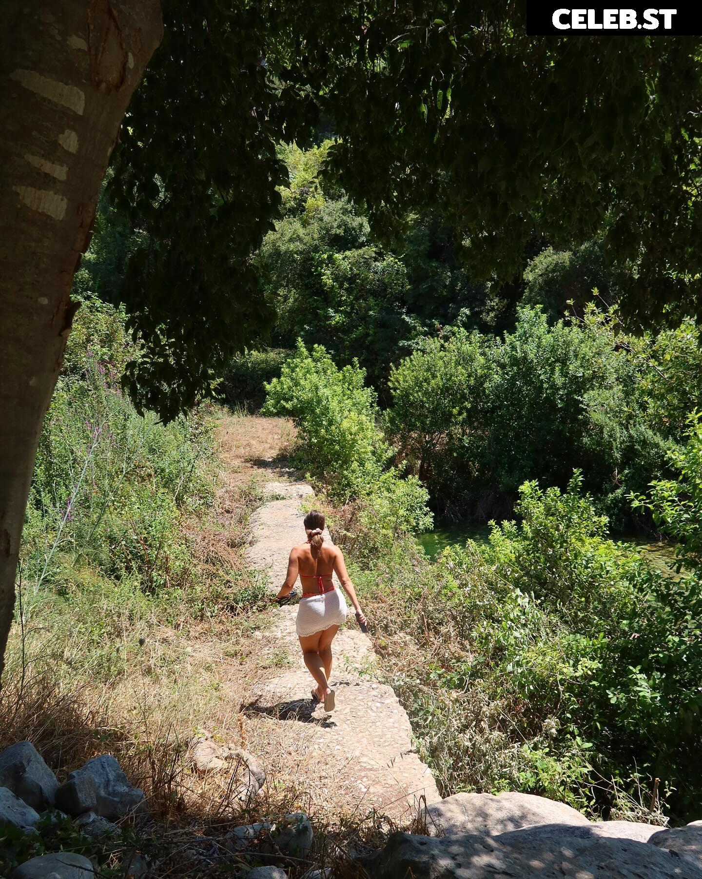 livefitelle / elle edwards Image 10684084
