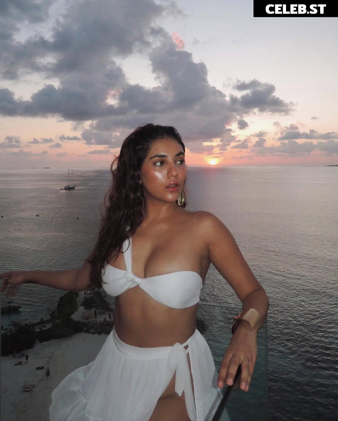 Radhika Seth Image 10684364