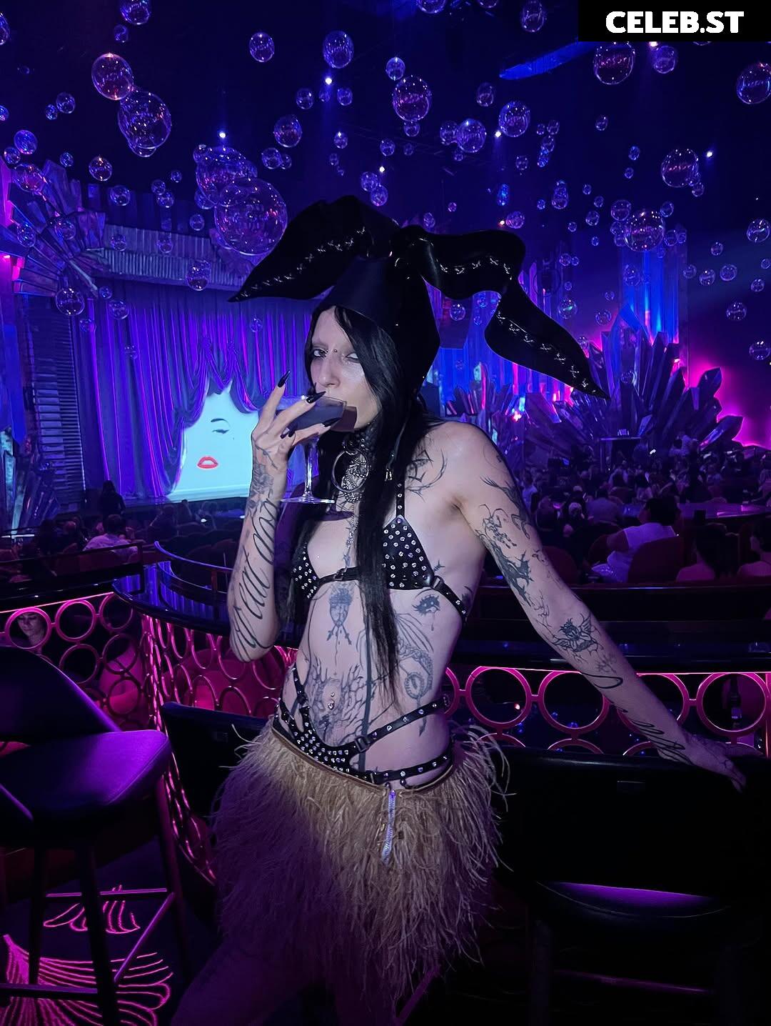 DeathbyRomy Image 10684241