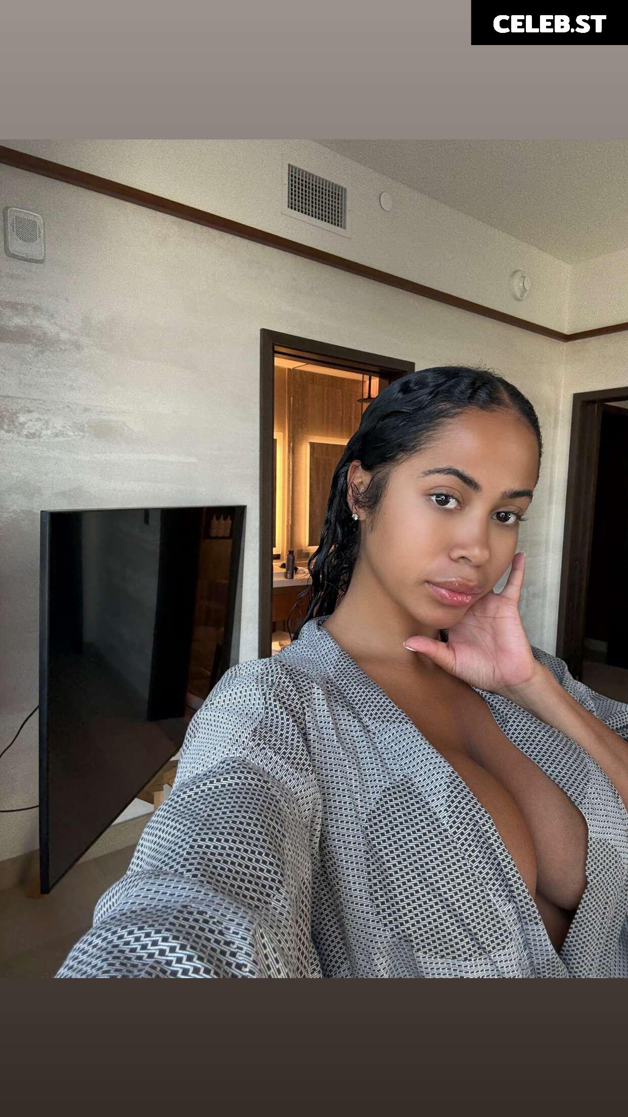 Yasmine Lopez Image 10681112