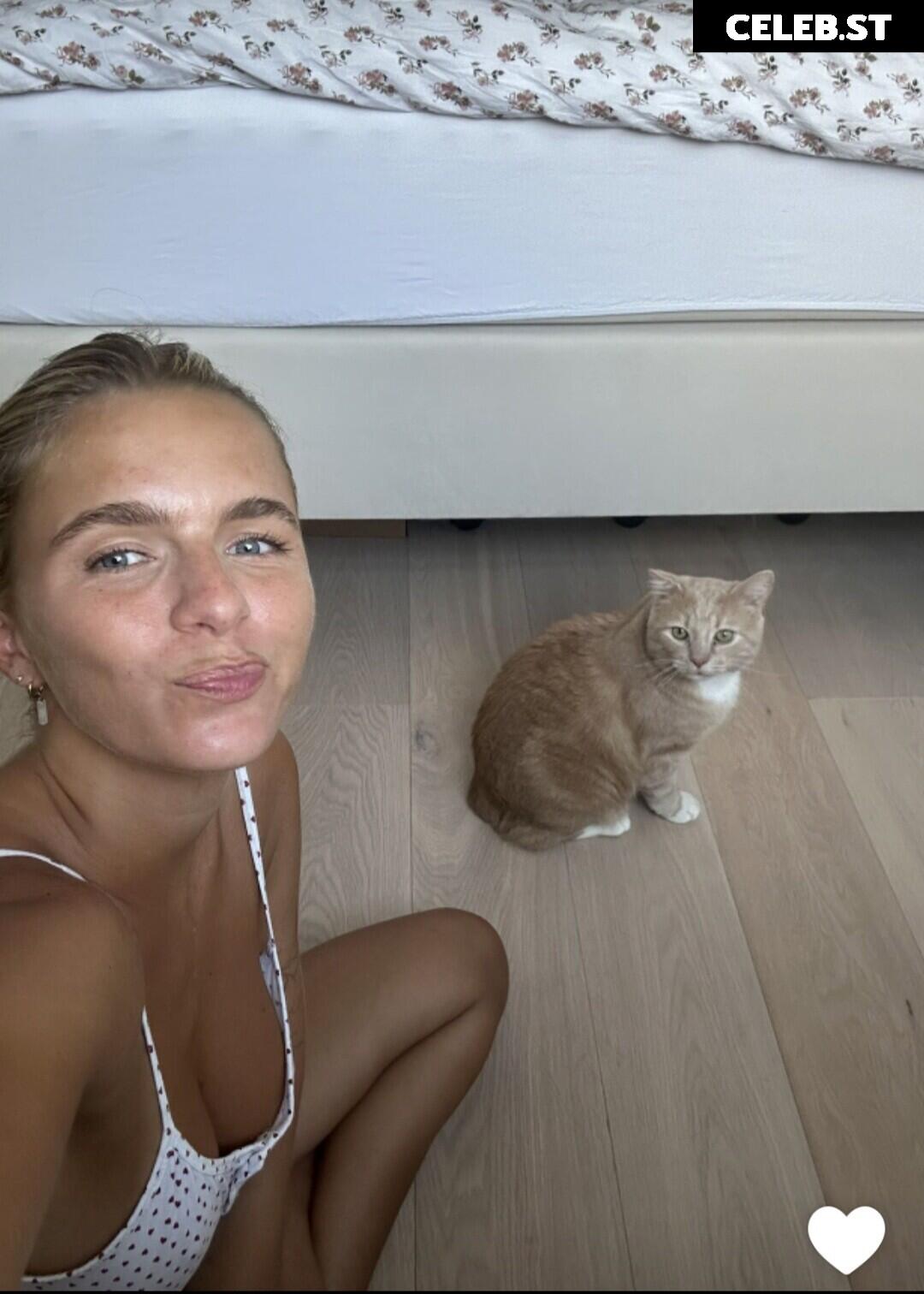 Lies Zhara (Dutch Influencer) Image 10683663