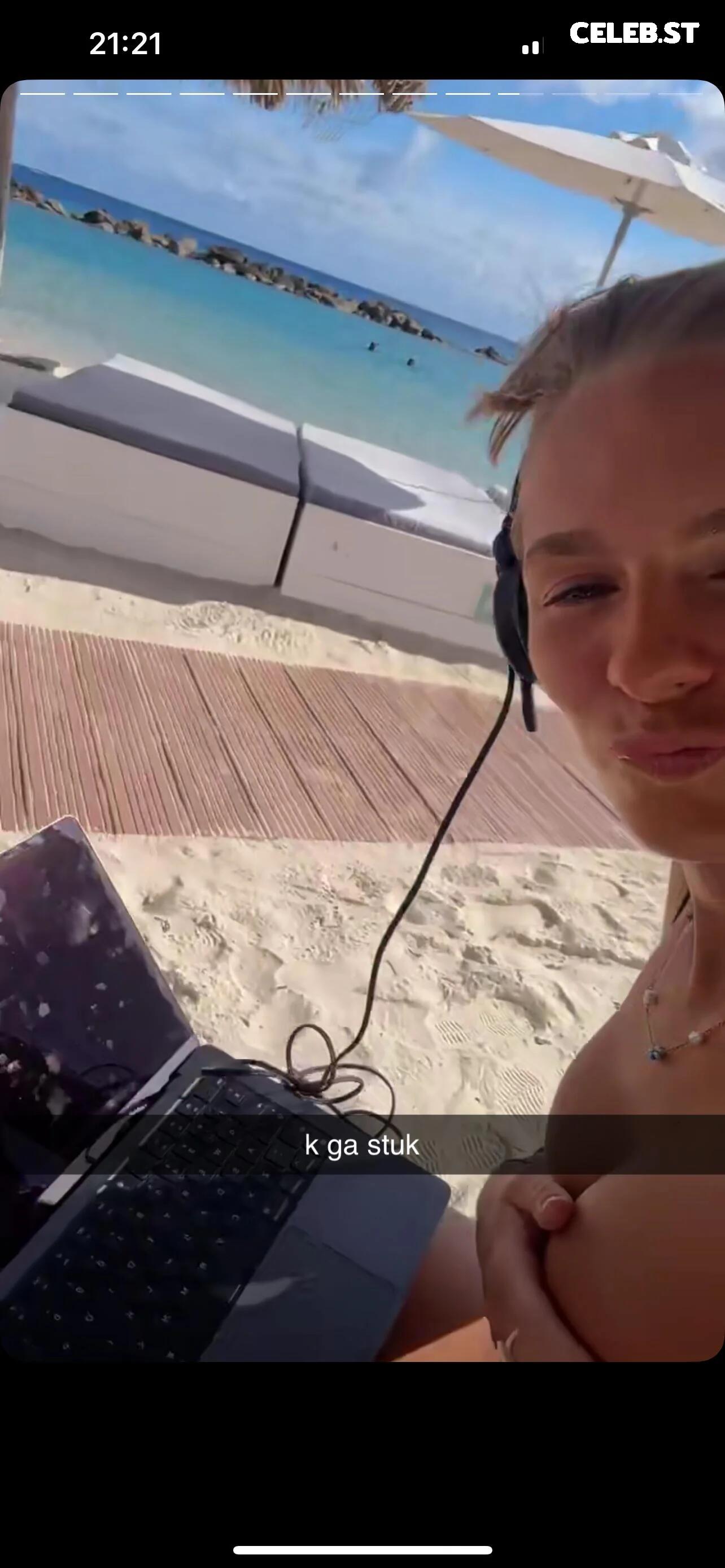 Lies Zhara (Dutch Influencer) Image 10683665