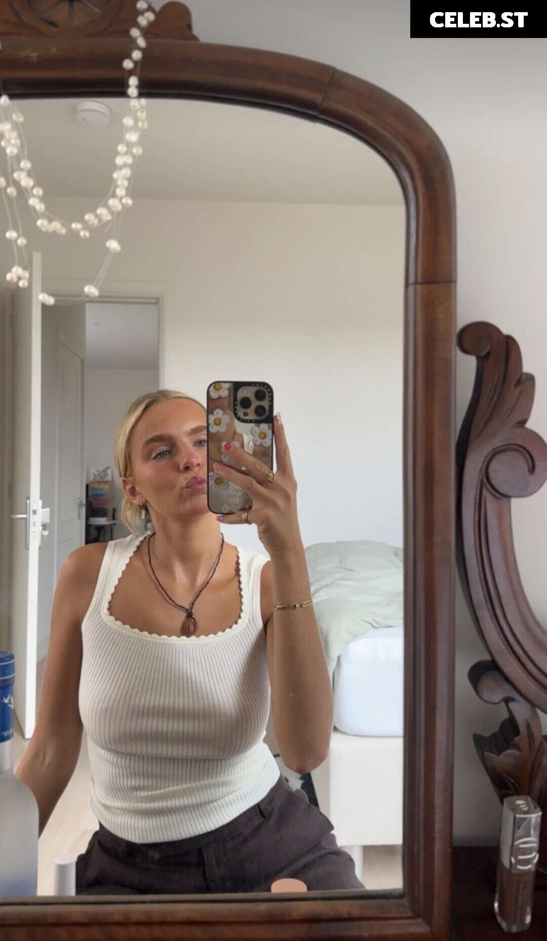 Lies Zhara (Dutch Influencer) Image 10683652