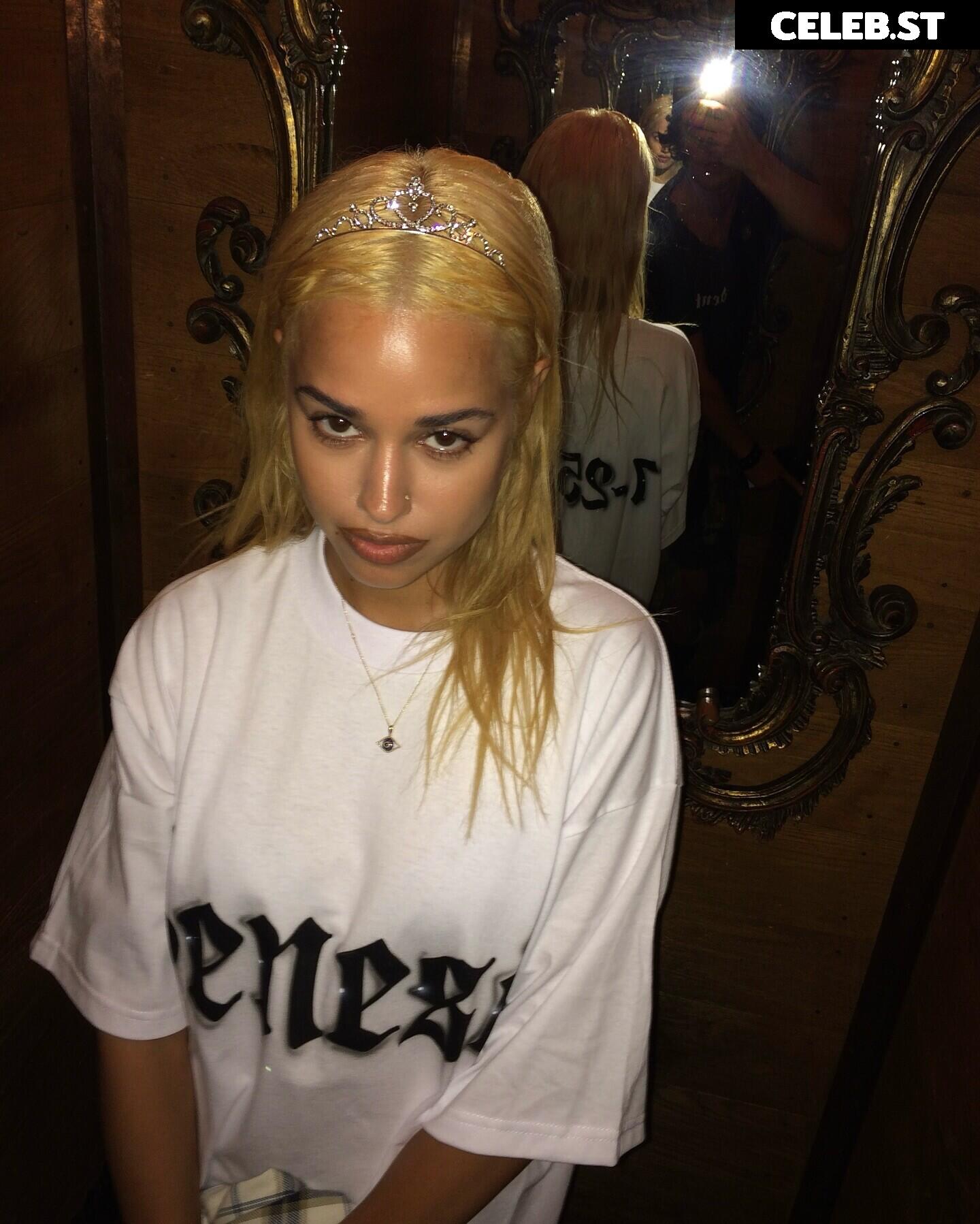 Tommy Genesis Image 10683162
