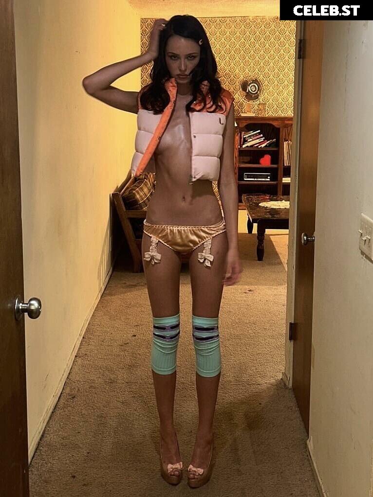 Mazzy Joya / mazzyjoya / petalspliff Image 10682879