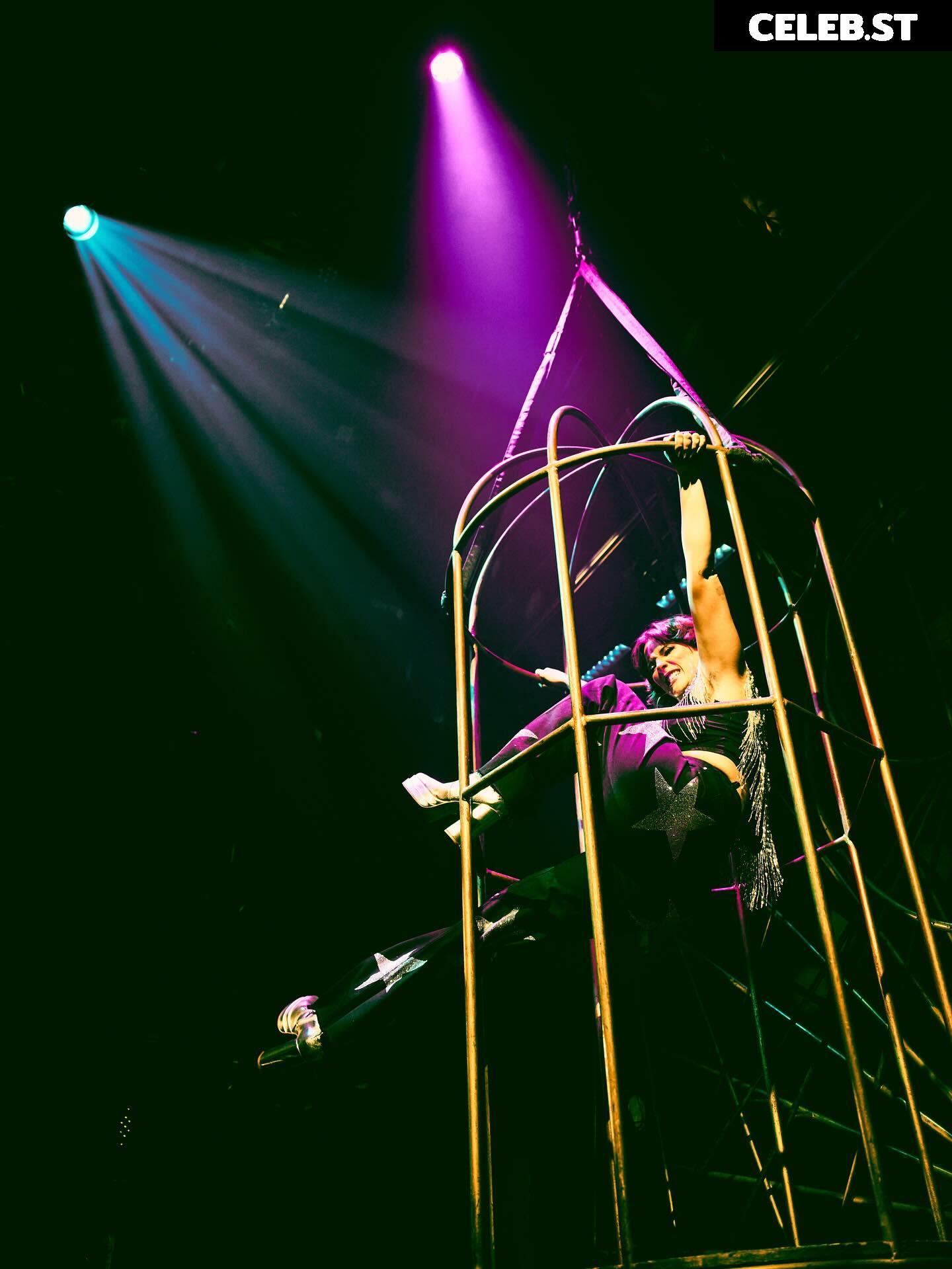 Sammy Rae (Sammy Rae &amp; The Friends) Image 10682581