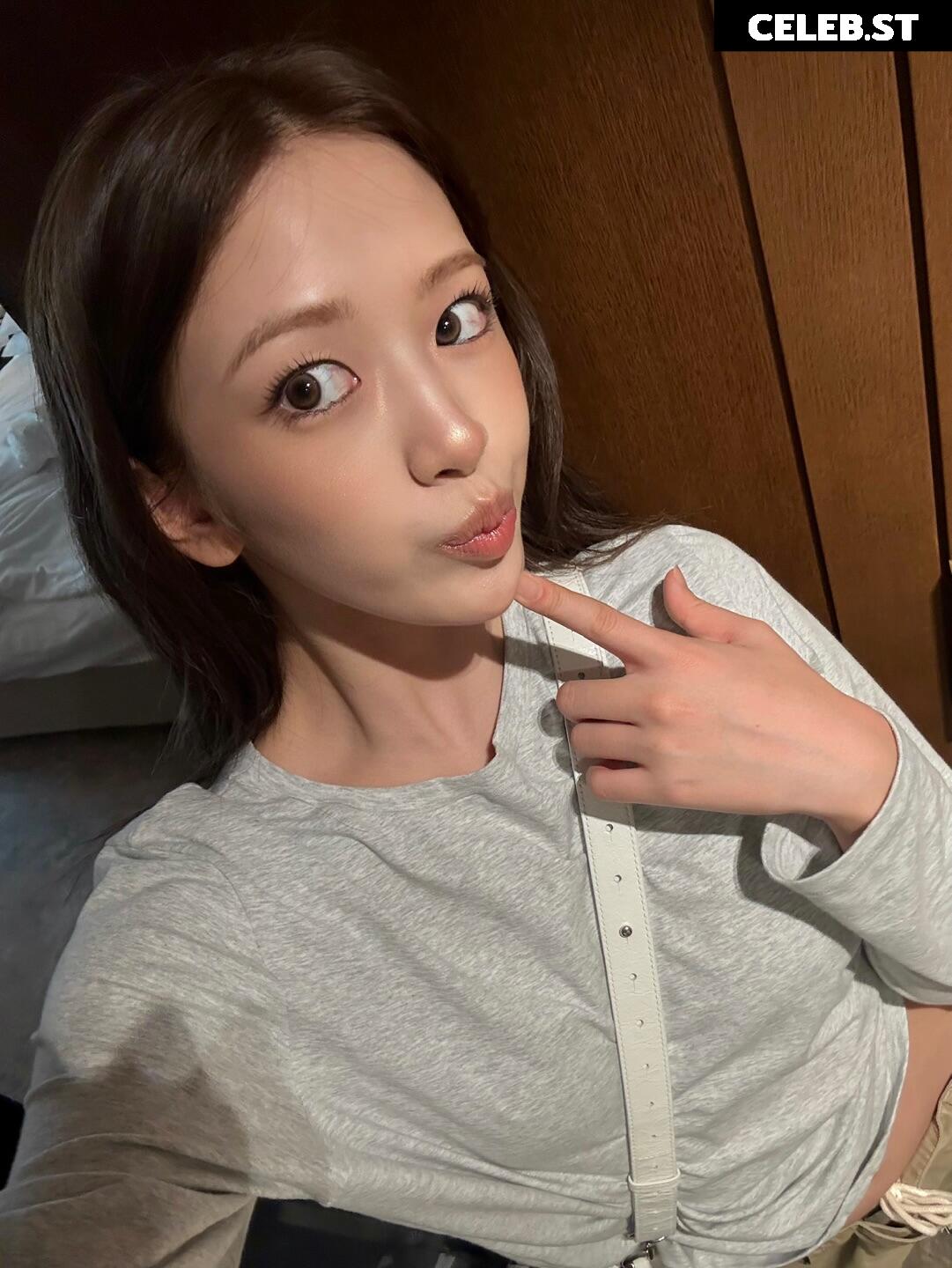 An Yujin 안유진 | YUJIN Image 10682717