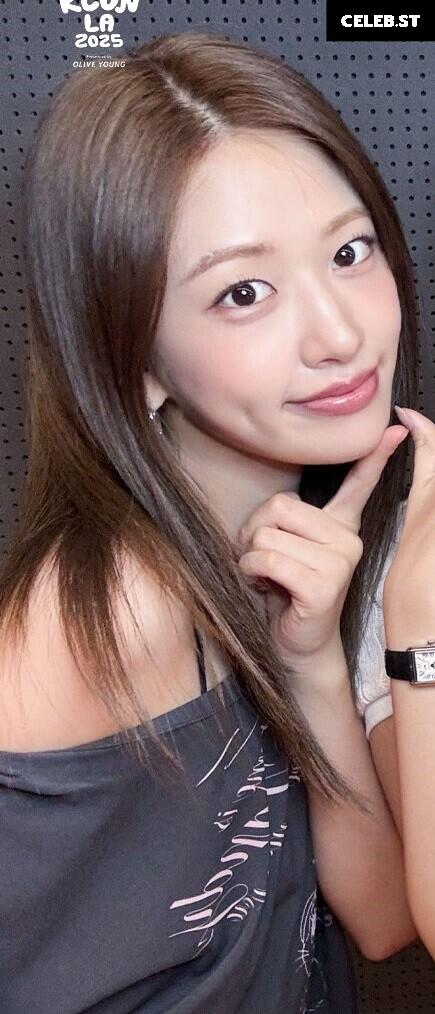 An Yujin 안유진 | YUJIN Image 10682753