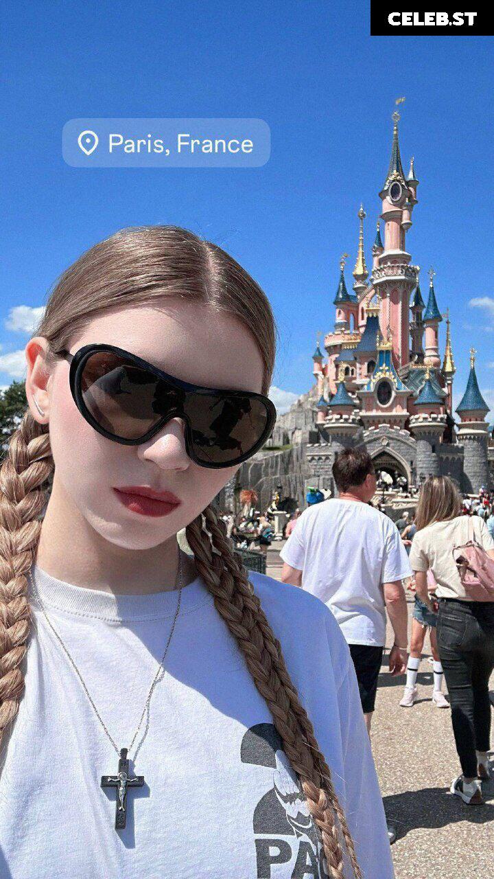 Anastasia Kreslina (IC3PEAK) Image 10682399