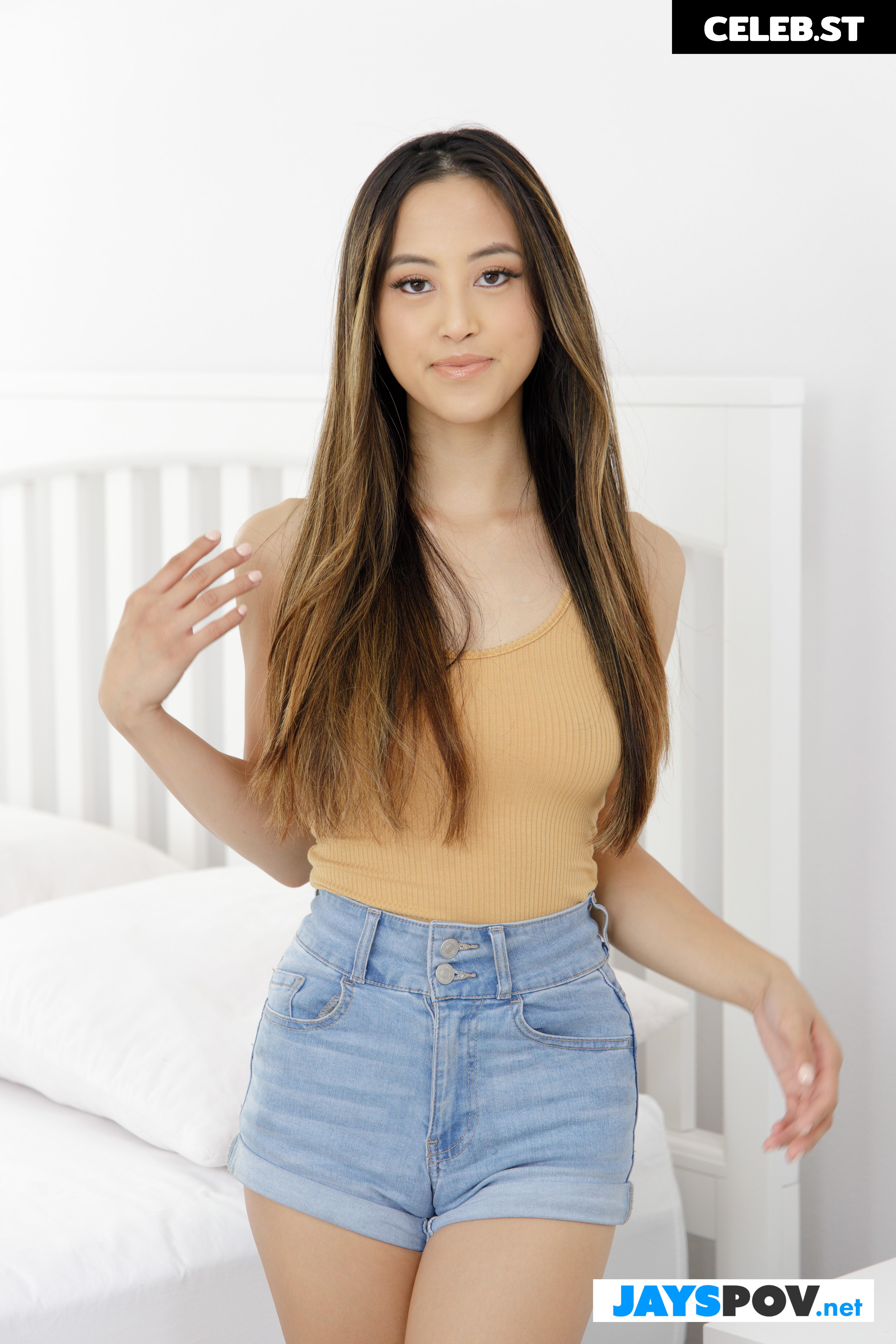 Alexia Anders Image 10565247
